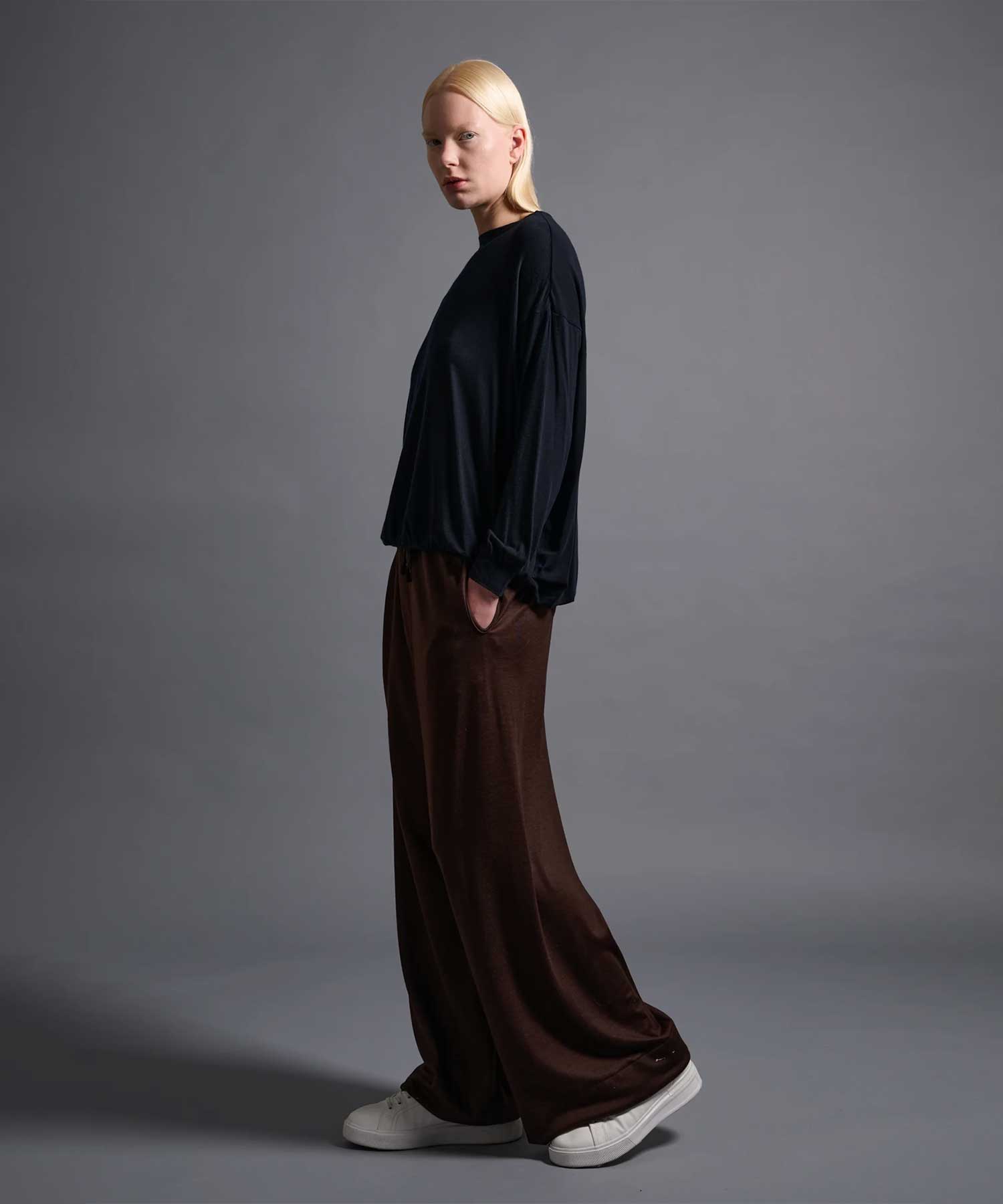 MACY NARROW SLV CREW NECK TOP COGTHEBIGSMOKE