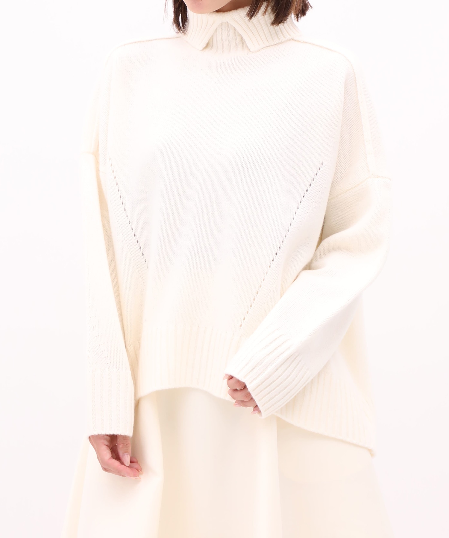 OVERSIZE TURTLENECK KNIT CINOH