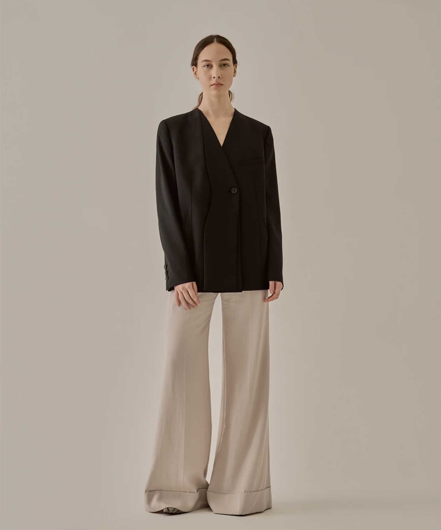 Lindsey jacket AKIRANAKA