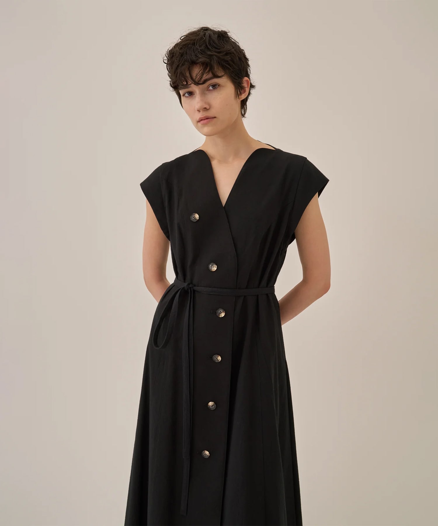 Sesilia asymmetry panel dress AKIRANAKA