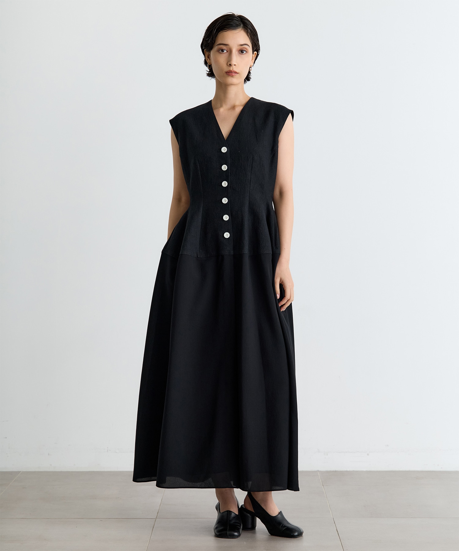 別注 Ilsa sleeveless dress AKIRANAKA