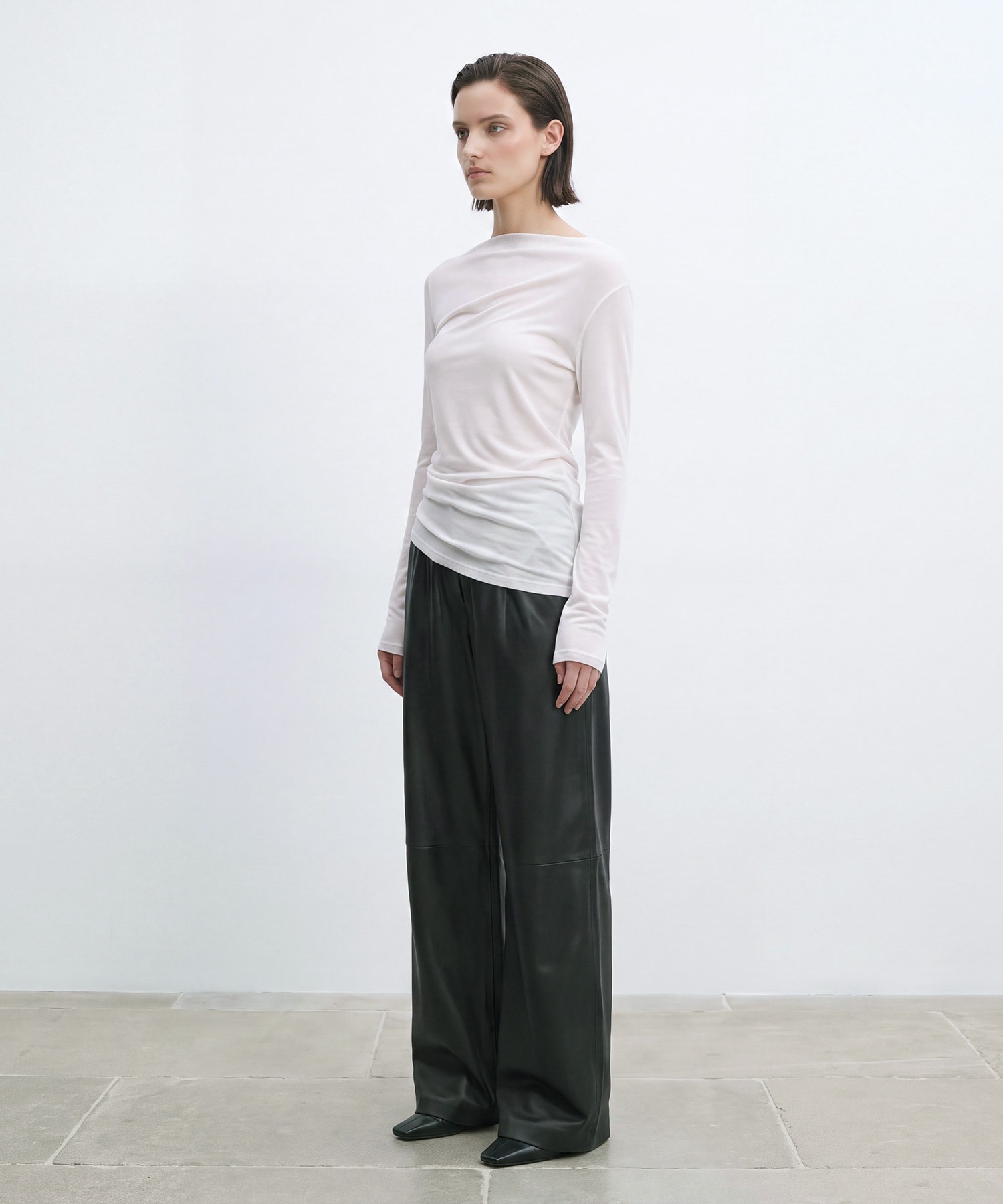 別注 Cashmere blend Asymmetry Tops IIROT