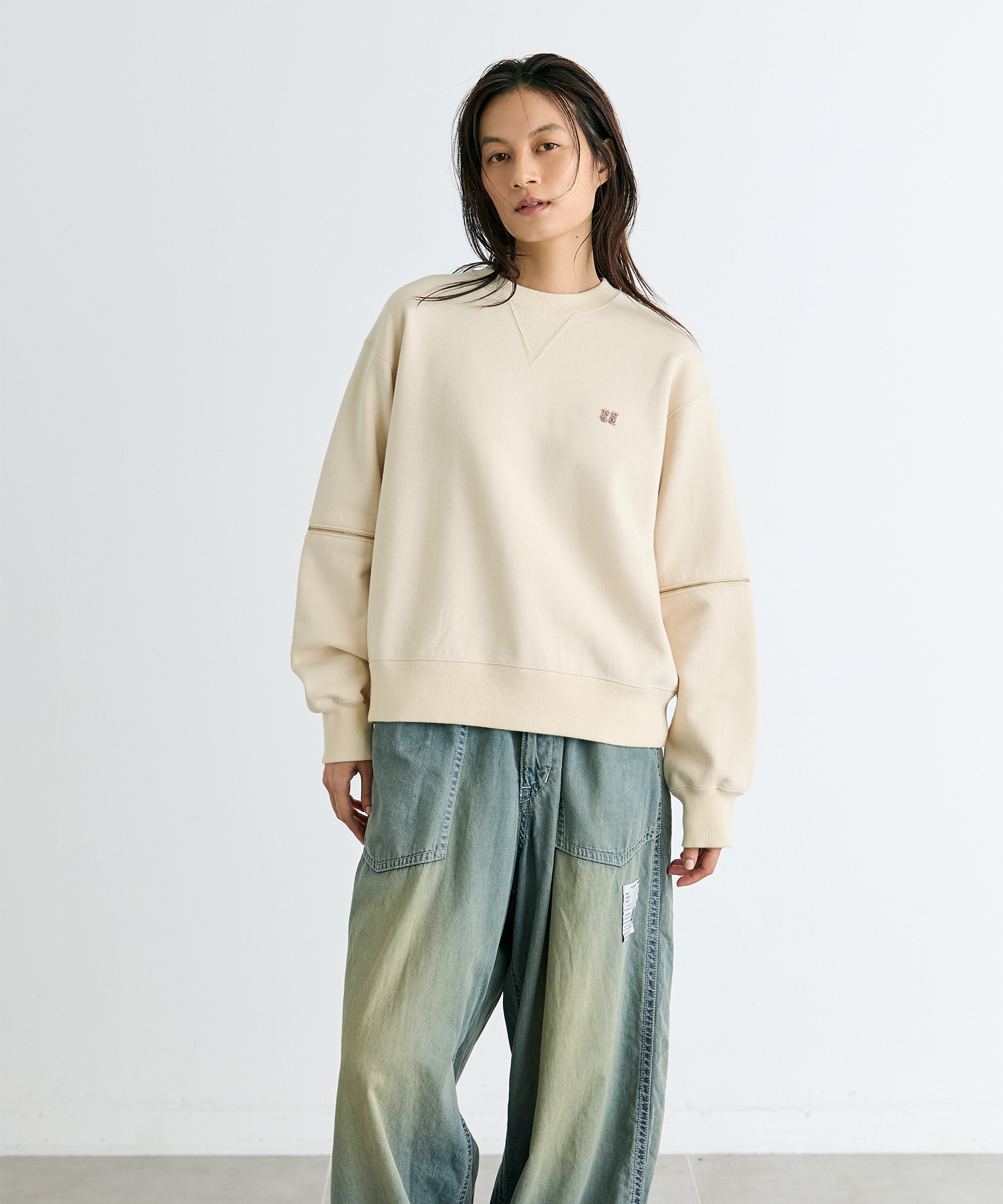 UP2F1811 C/S UNDERCOVER