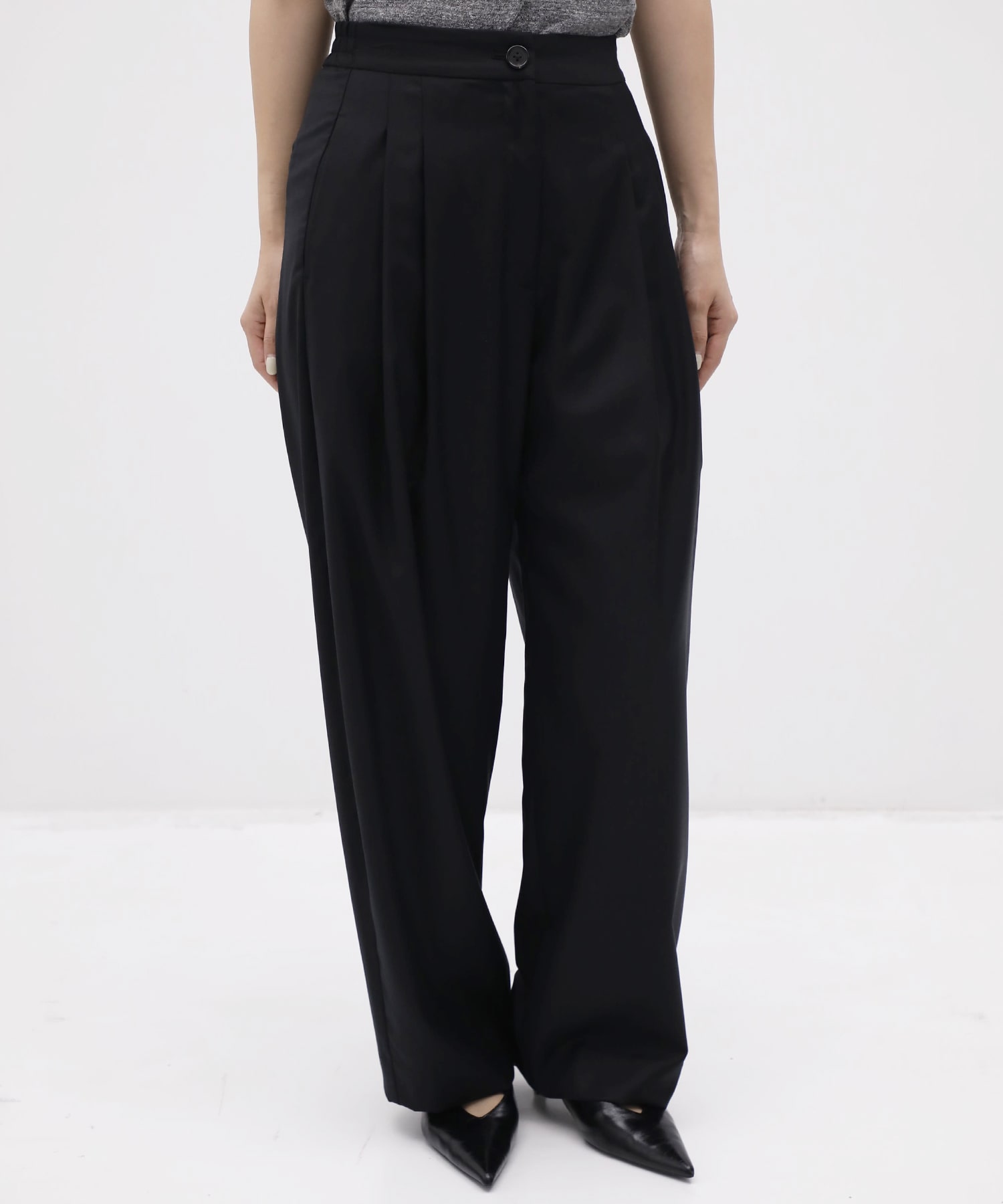 Curve Wide Pants THE TOKYO