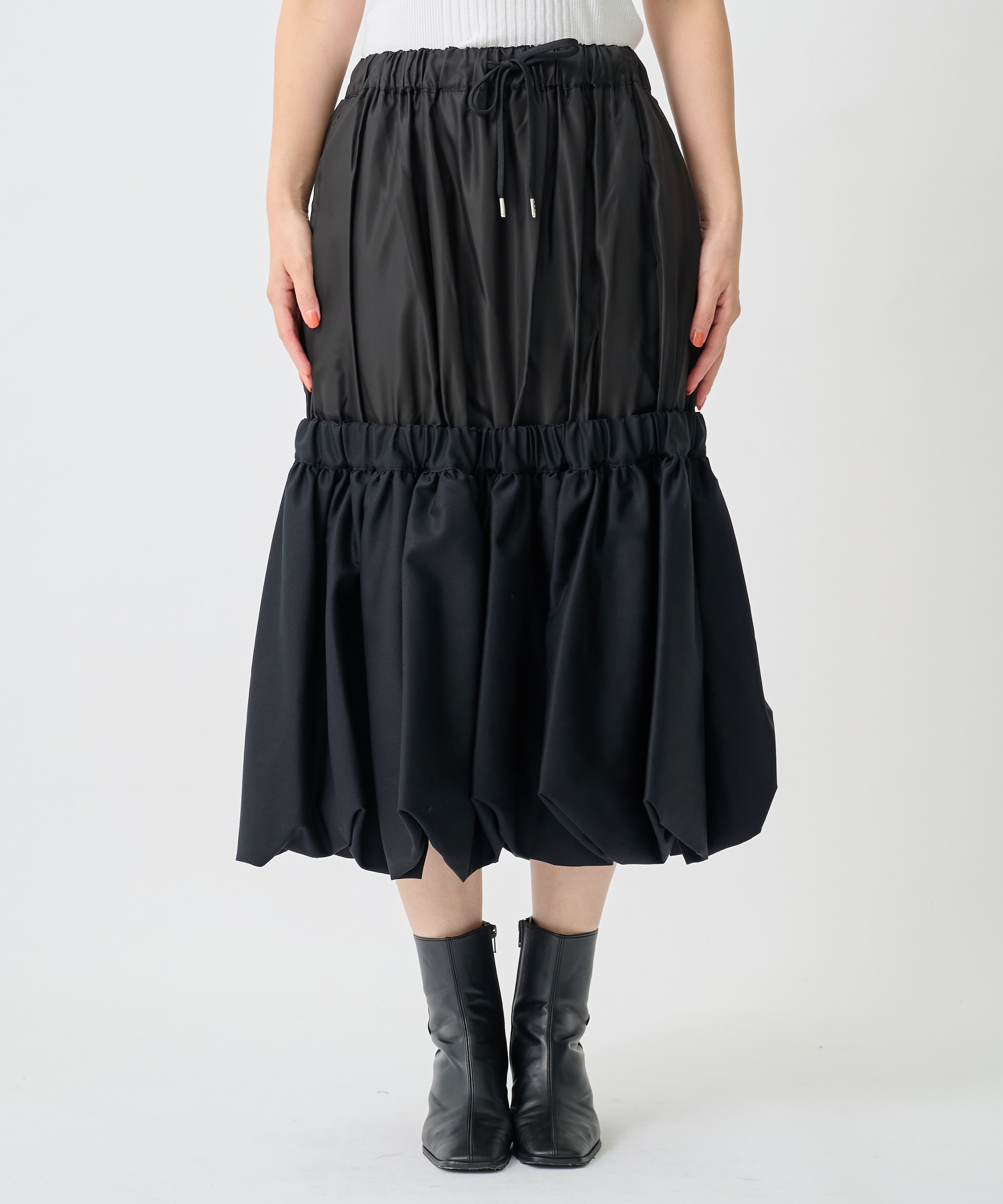 3R-S005-051 Skirt noir kei ninomiya