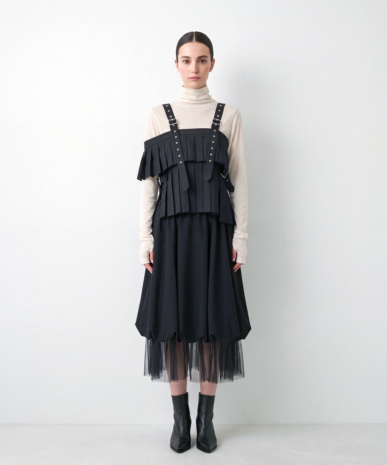 3R-V008-051 Pleats Bustier noir kei ninomiya