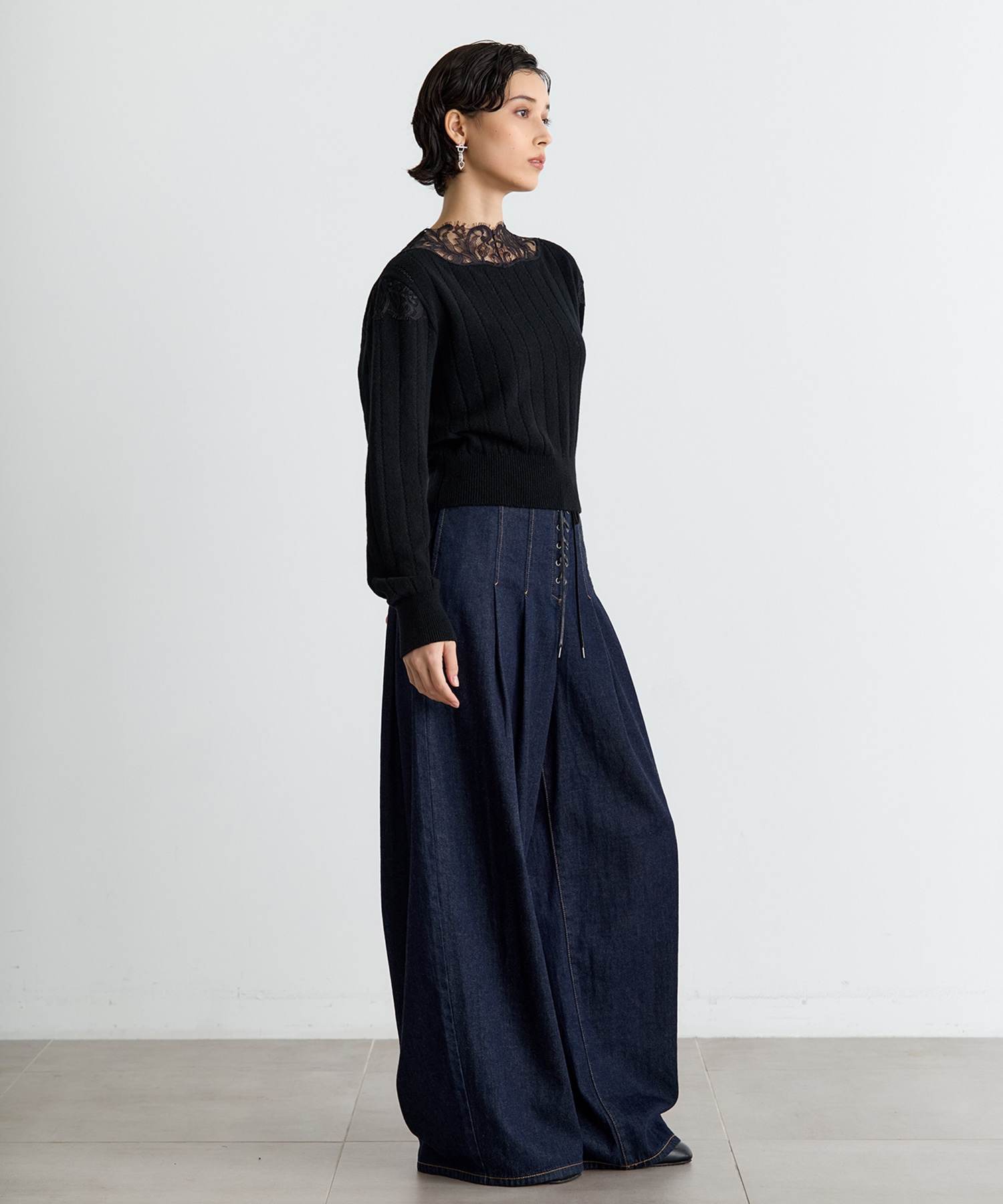 HAIRY LACE PANELED CROPPED PULLOVER FETICO