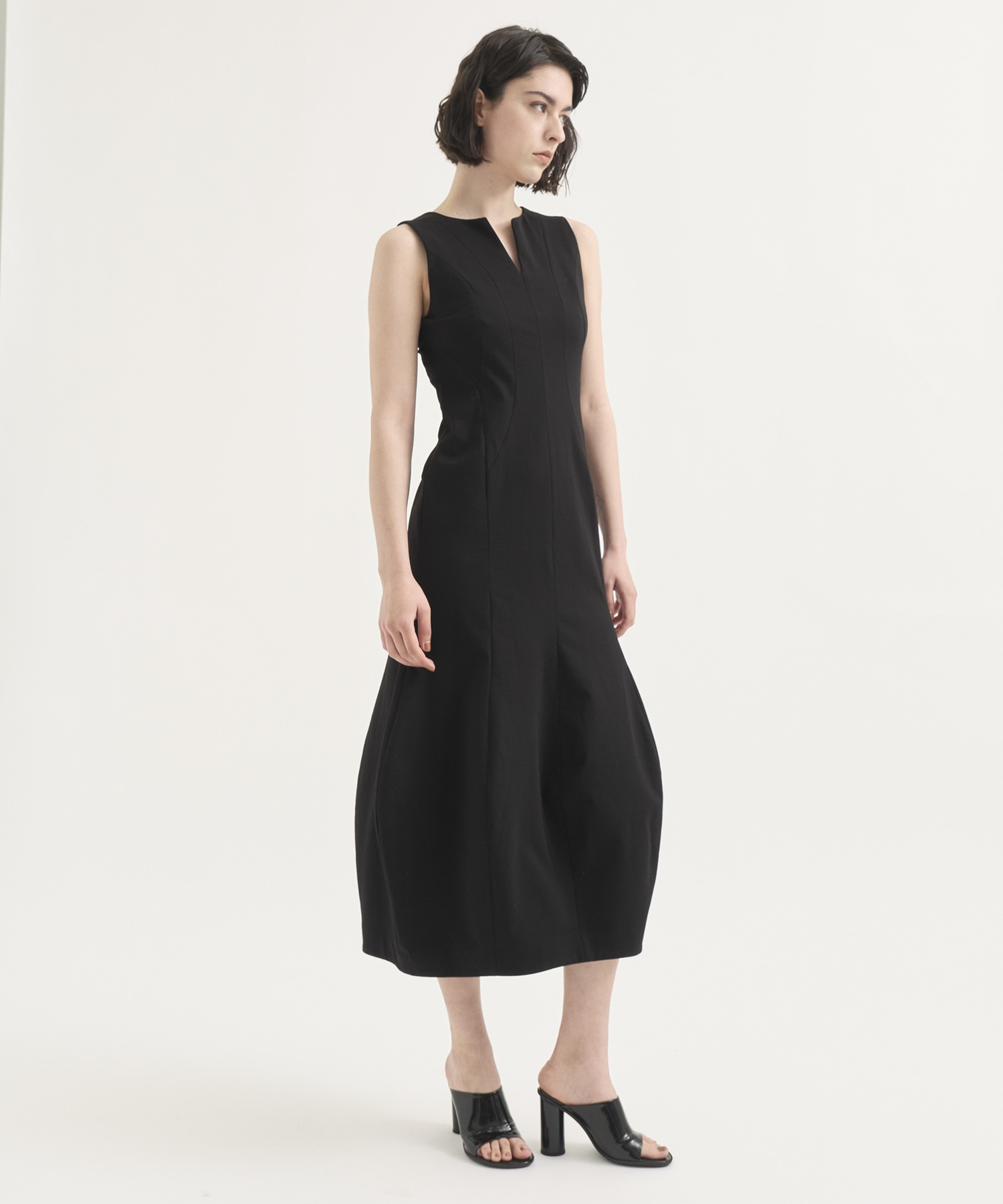 Curve Pattern One-Piece RITAN