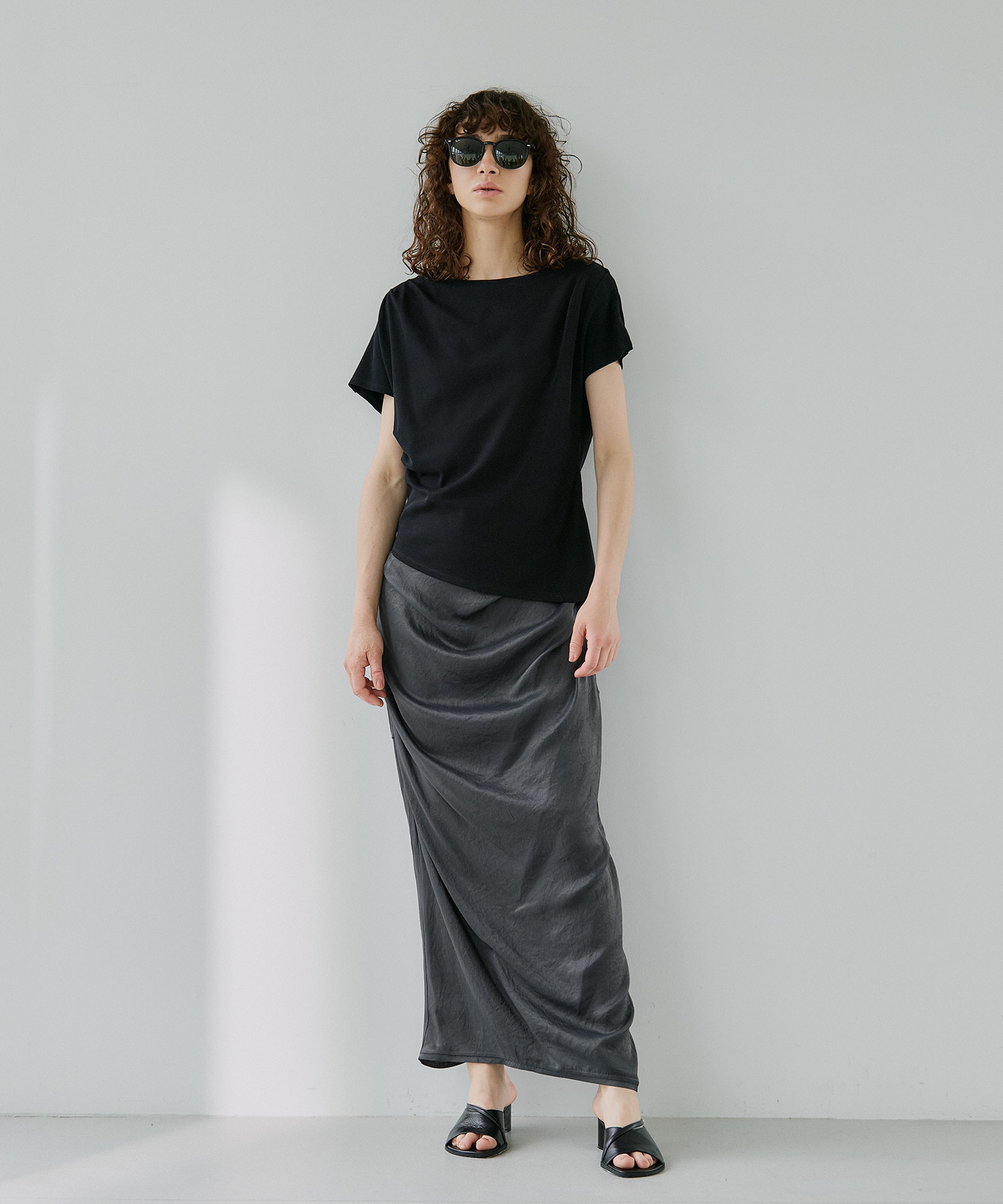 One Shoulder  T-Shirt RITAN