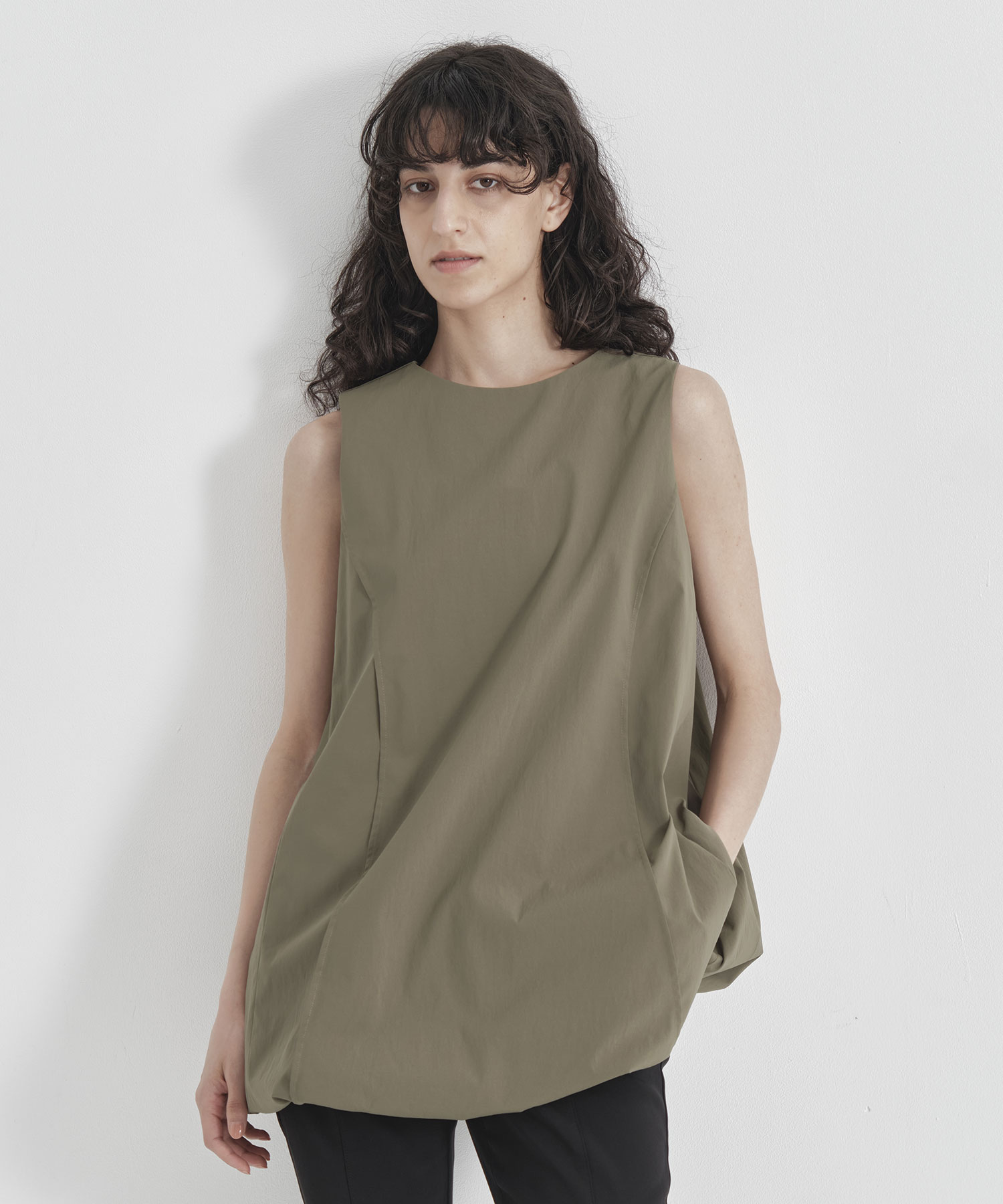 Aqua Motion Ballom Tops RITAN