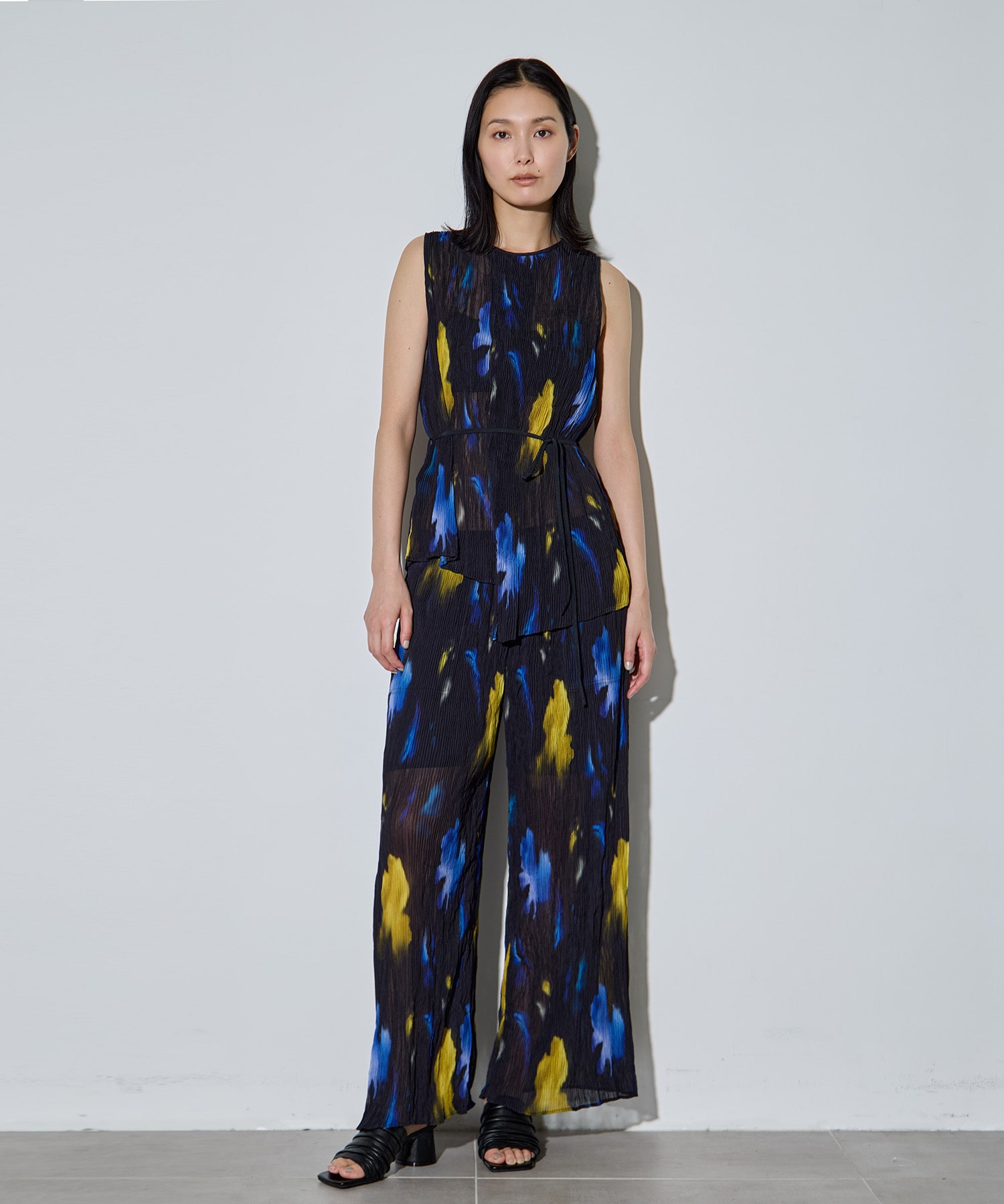 Airy Micro Pleats Tops RITAN
