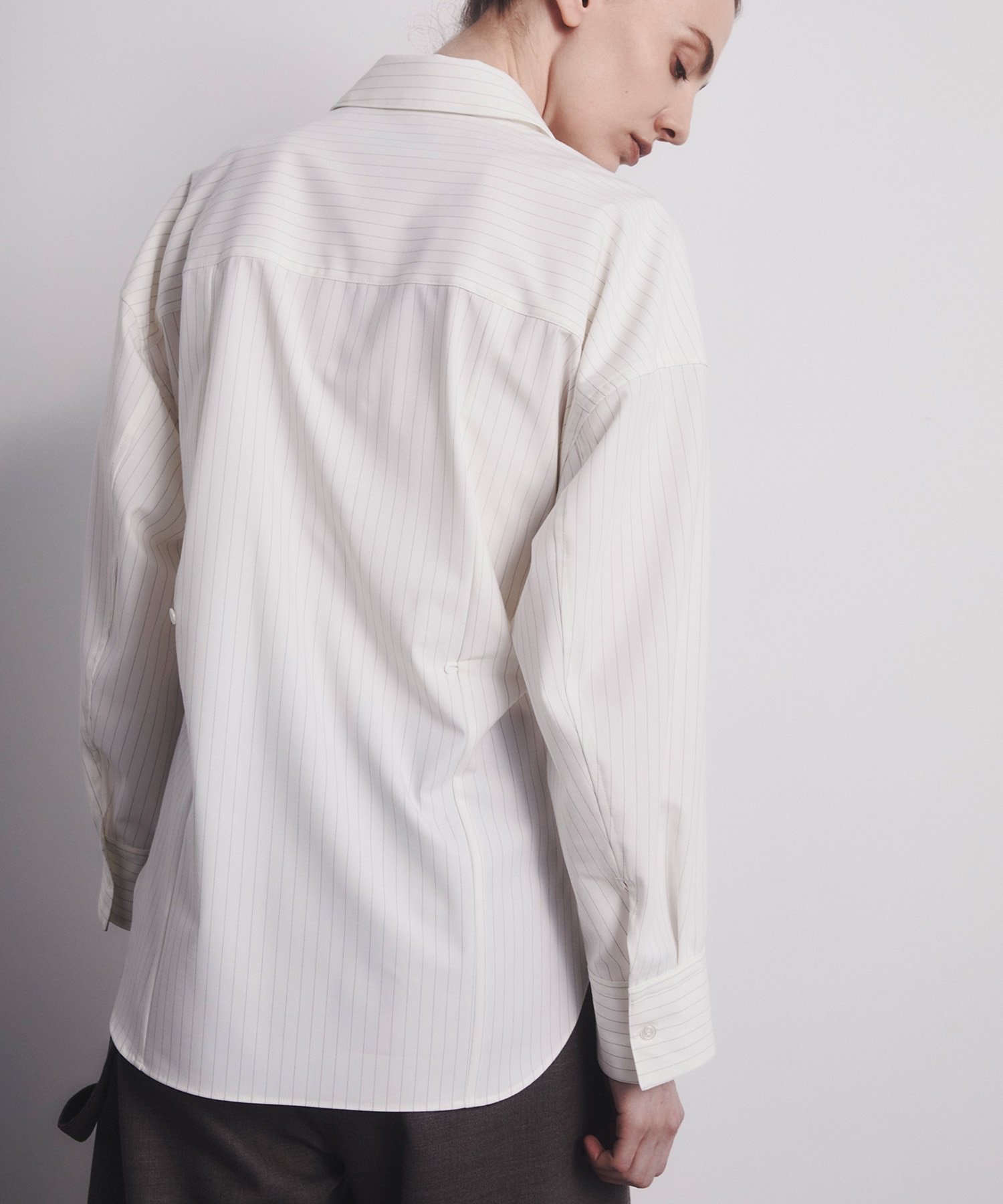 Cashe-coeur 2way Shape Shirt CITY TOKYO