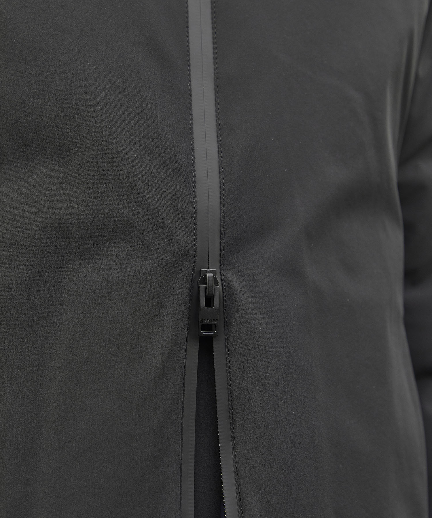 AC22-010 DOWN COAT ATTACHMENT
