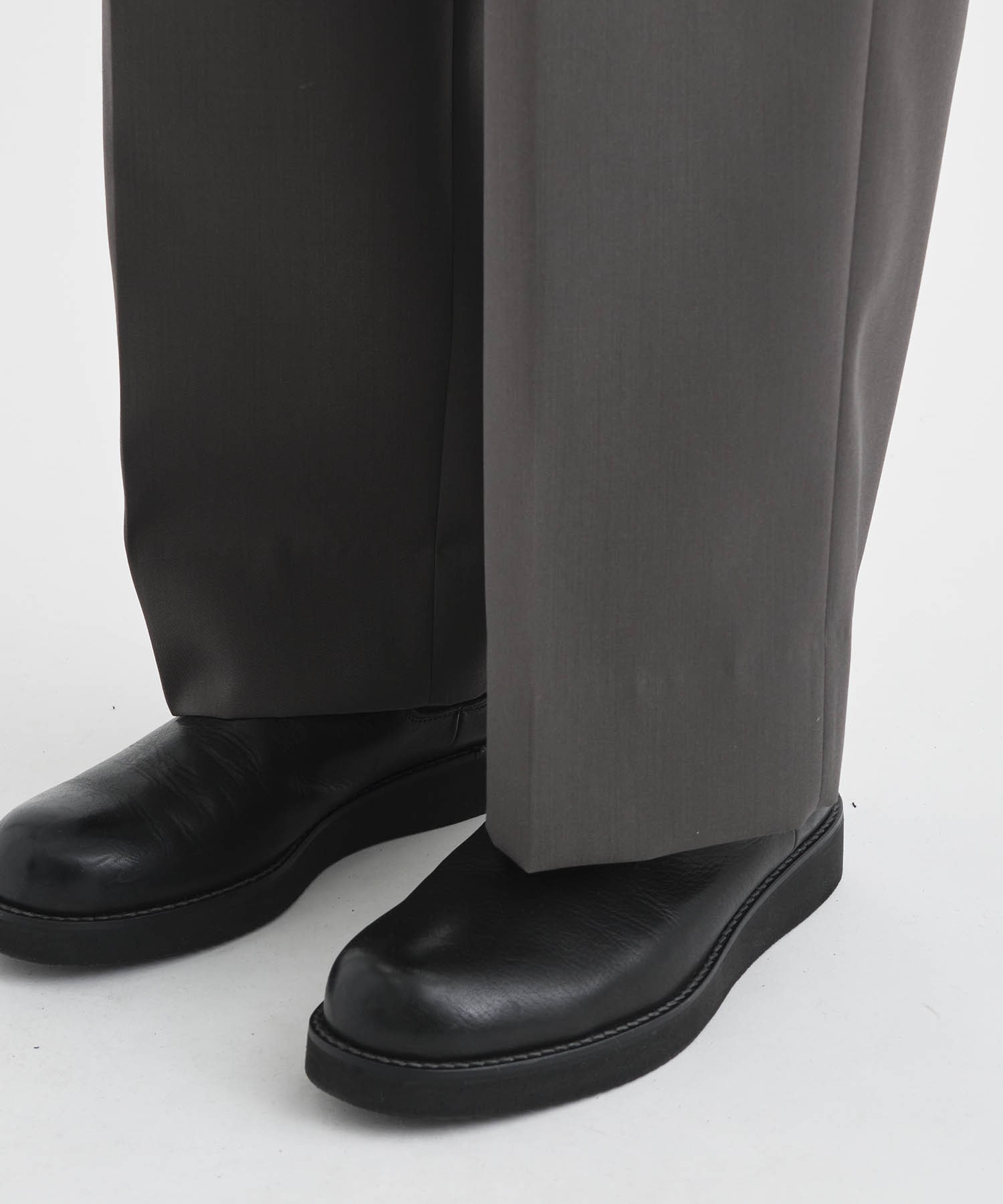 THE EASY SLACKS WIDE(46 GREY): THE RERACS: MEN｜THE TOKYO ONLINE STORE