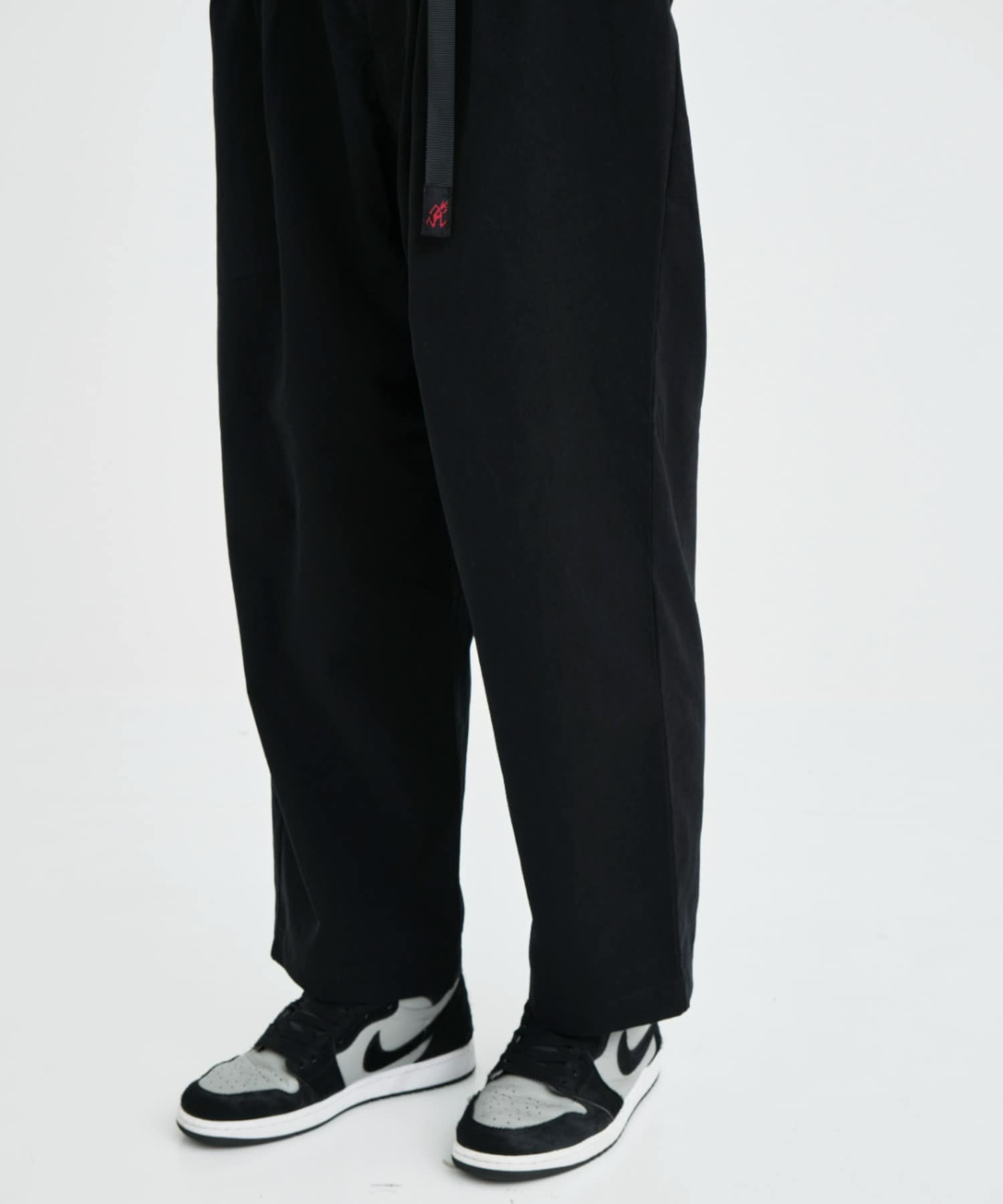 Gramicci STRETCH 3 TUCK PANTS ｜ White Mountaineering