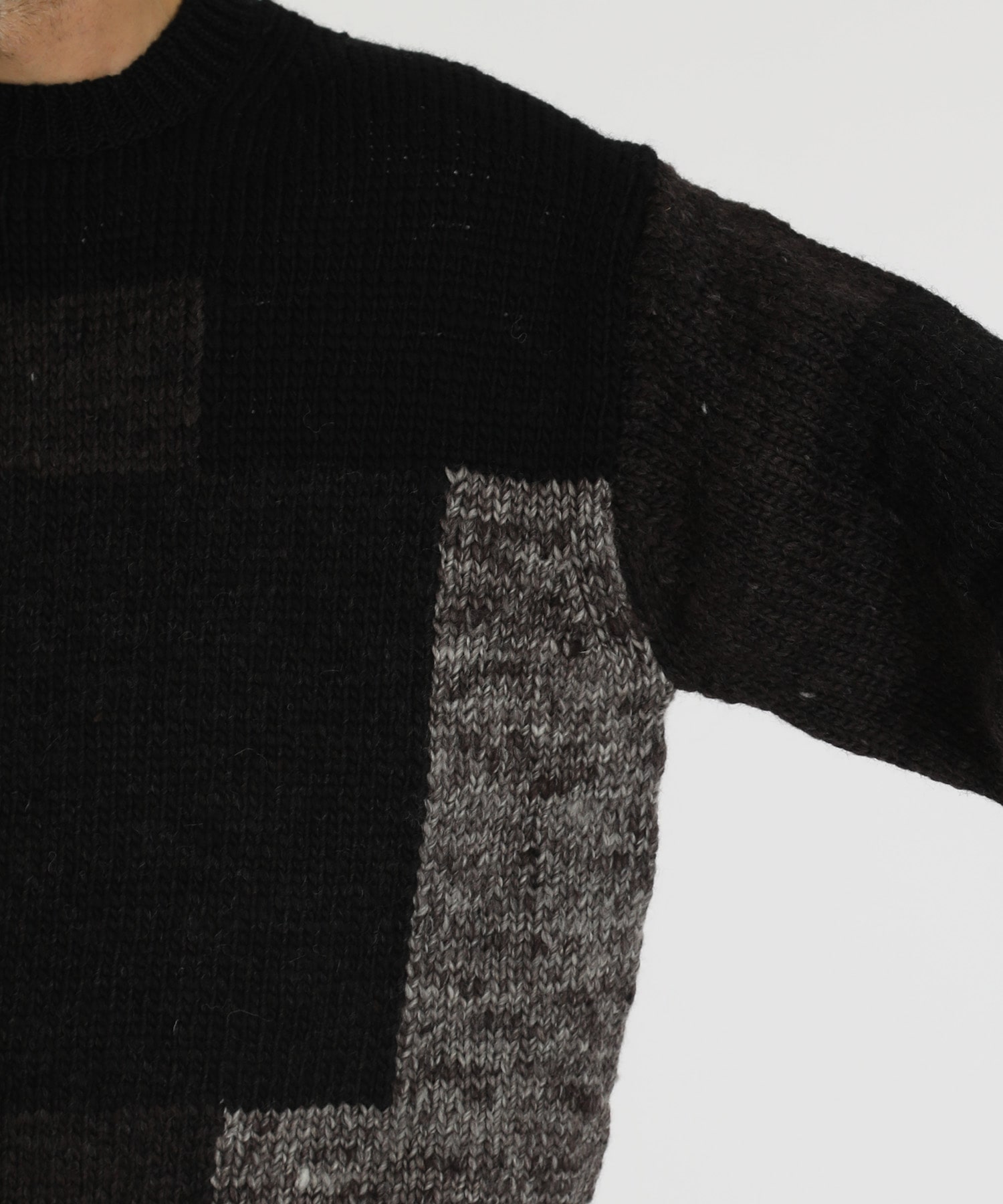 Inta1月までの出品予定【YOKE】Intarsia Crewneck Sweater