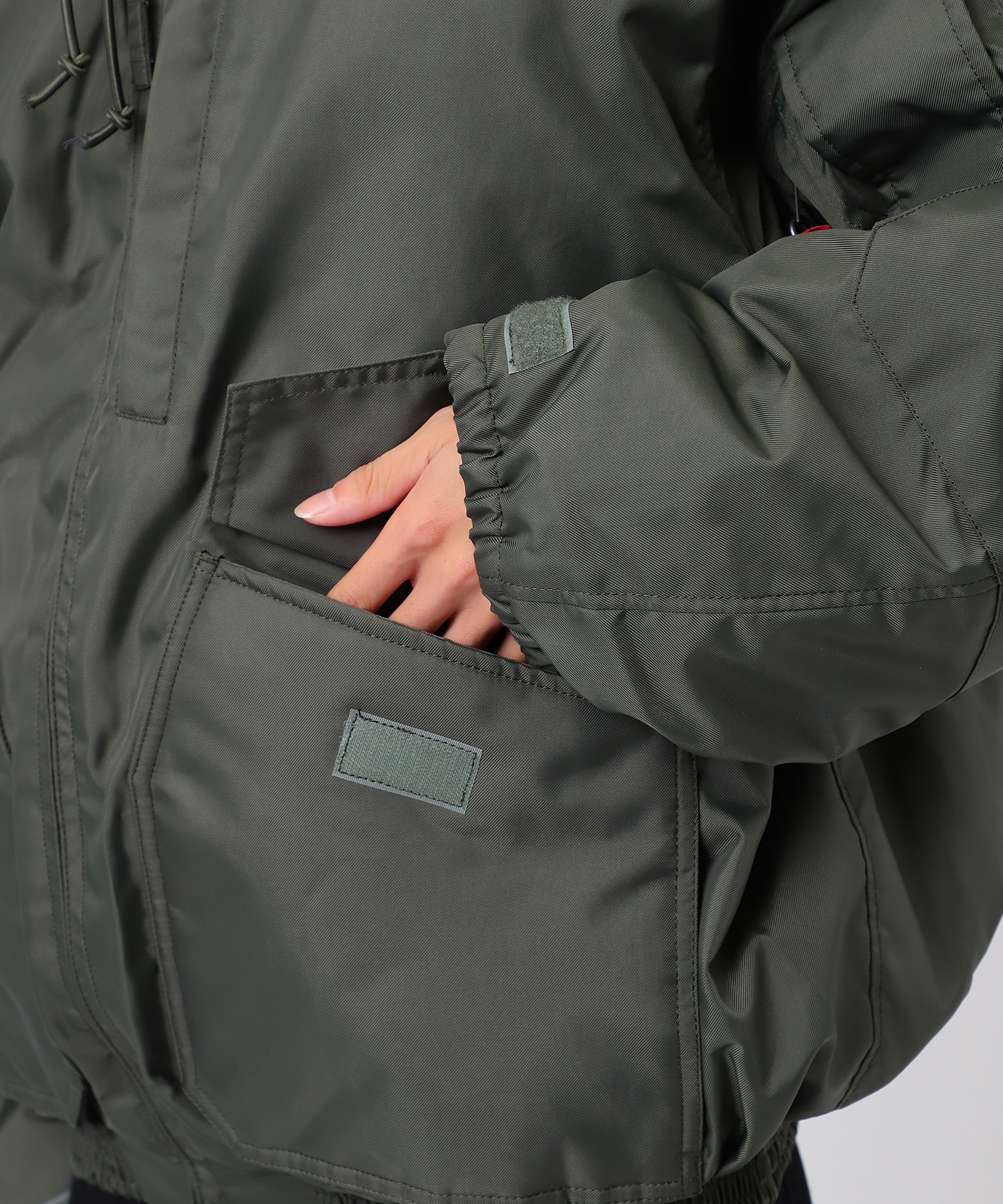 9242-BL07-013 ×ALPHA INDUSTRIES BLOUSON N.HOOLYWOOD