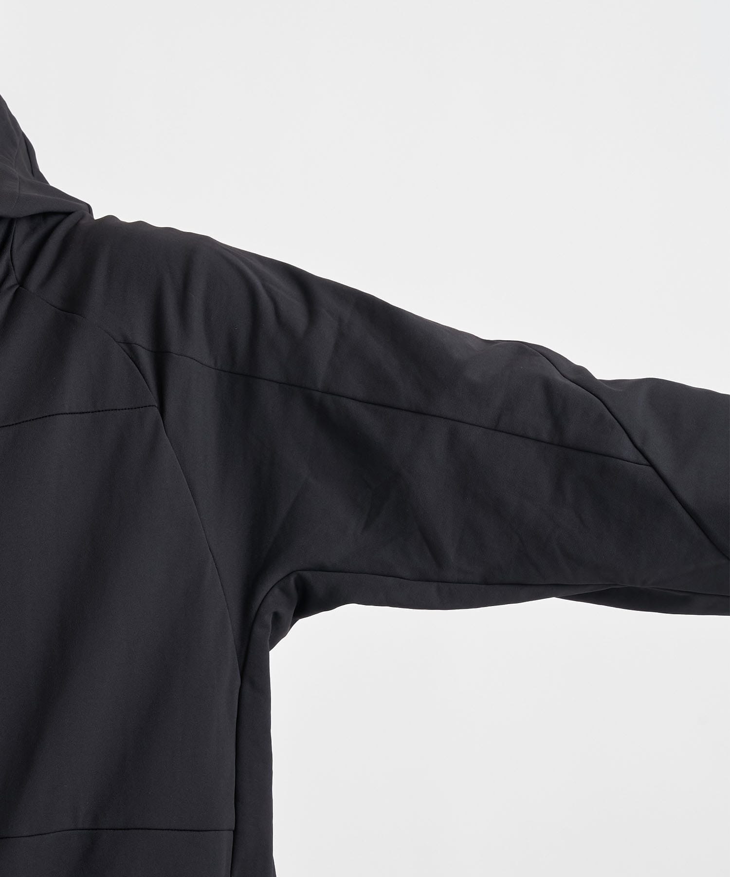 別注BLK SUPER LIGHT SWEAT ZIPUP HOODIE White Mountaineering