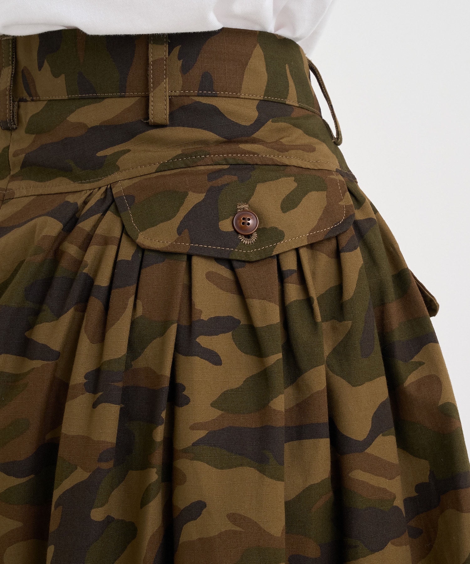 Gatther-detail camouflage pants 