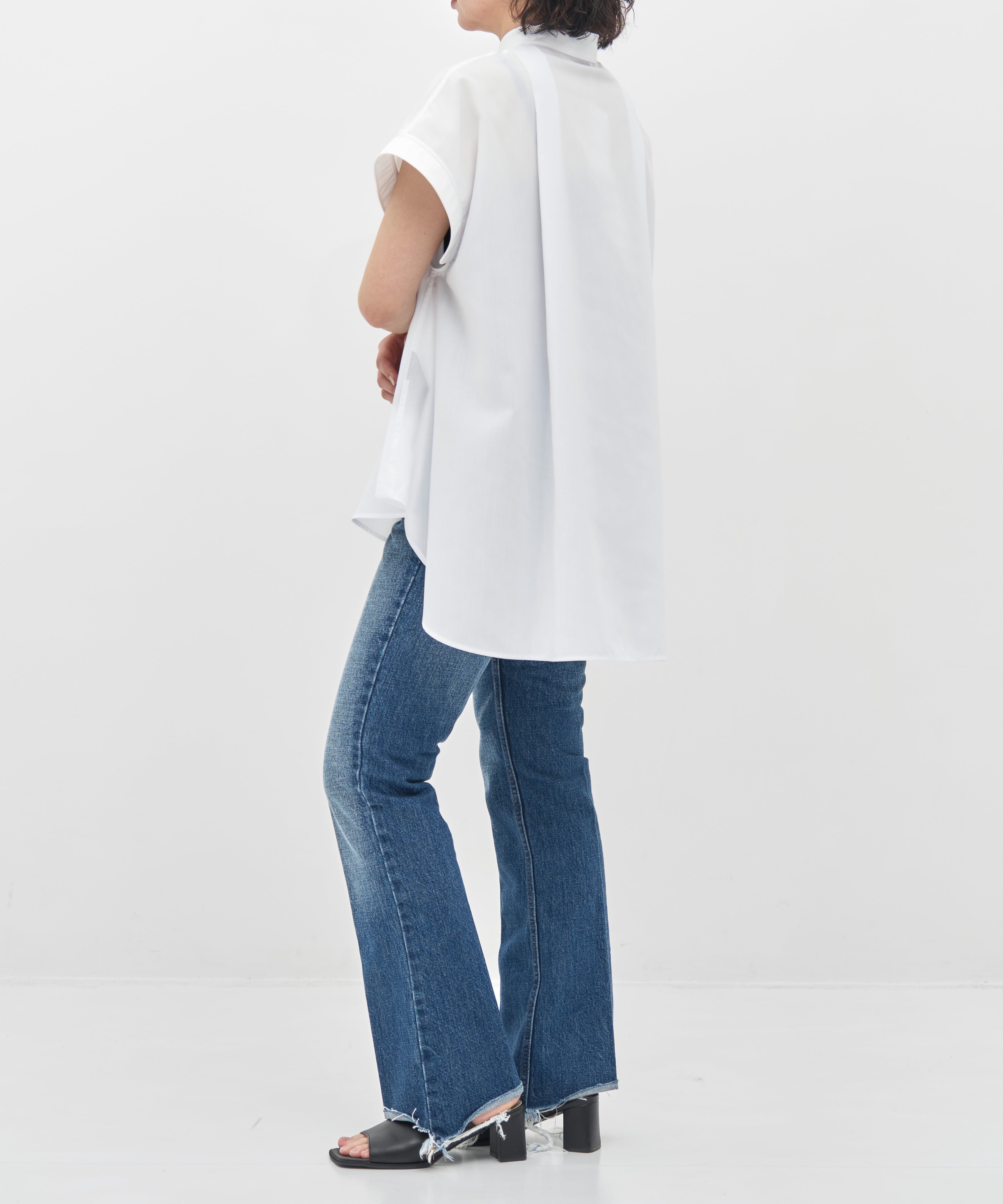 THE PLACKET A LINE SHIRT SLEEVE LESS THE RERACS