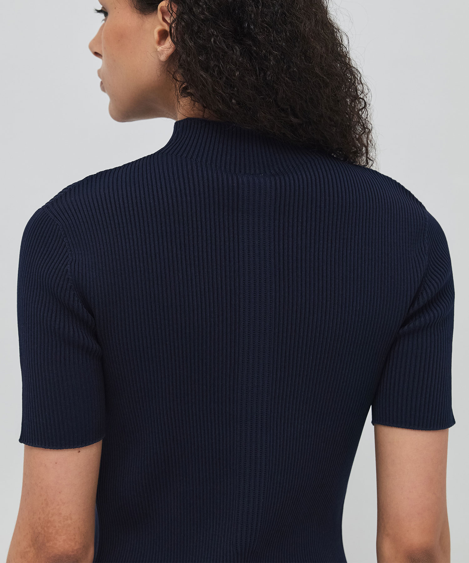 PORTRAIT SHORT SLEEVE TOP CFCL