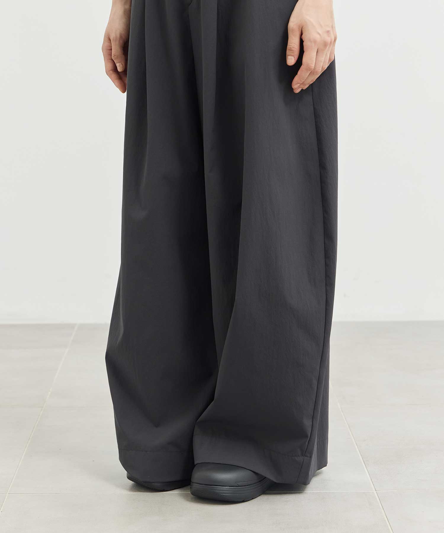 wide cocoon pants nagonstans
