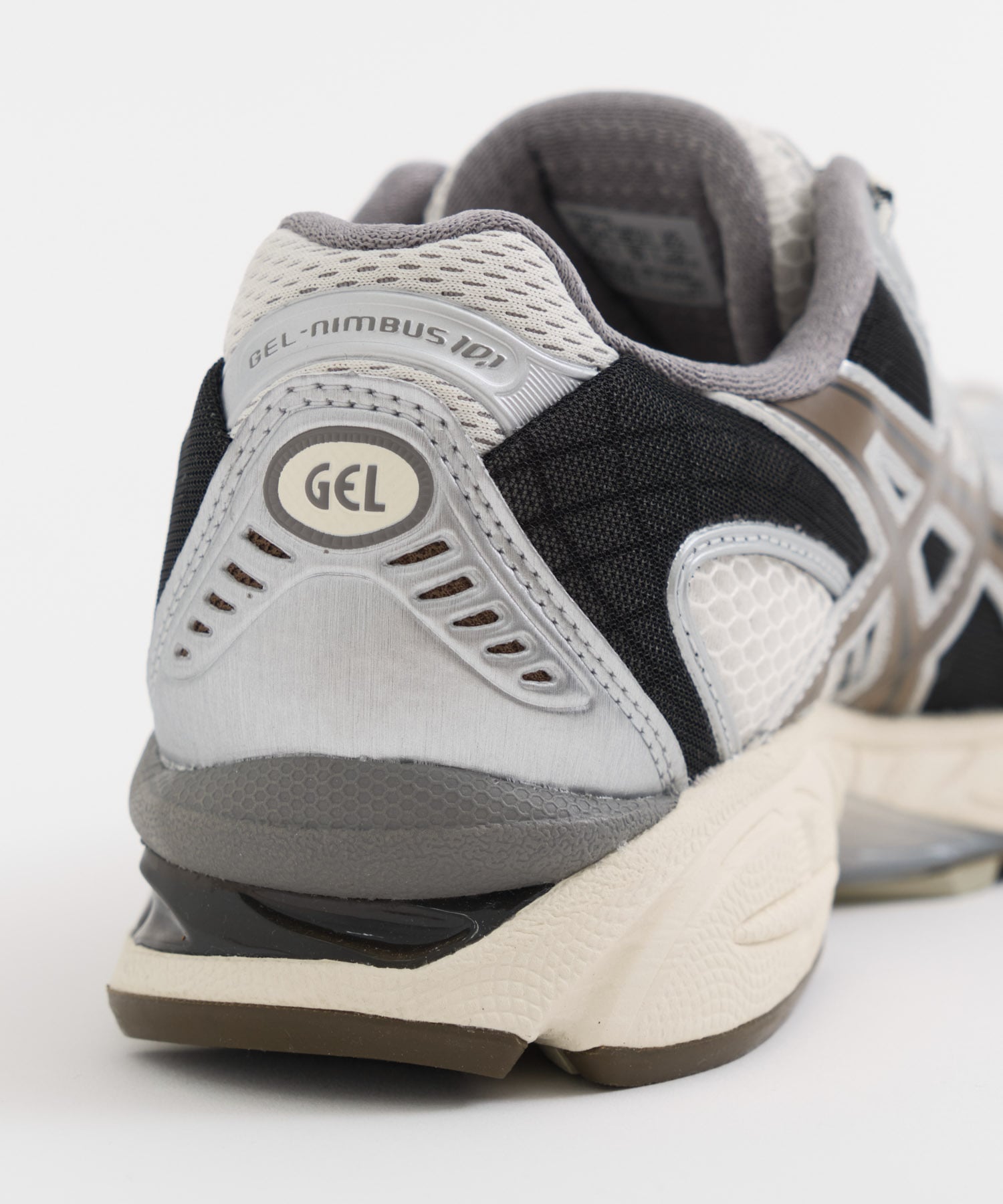 GEL-NIMBUS 10.1 asics