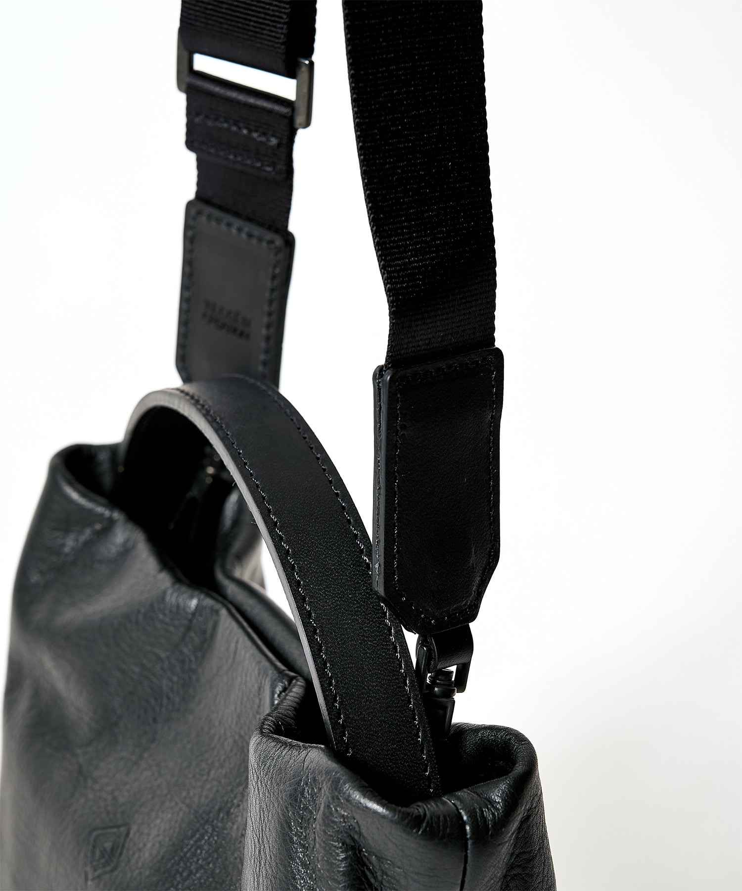 BASIC POUCH S TESSEN CREATION