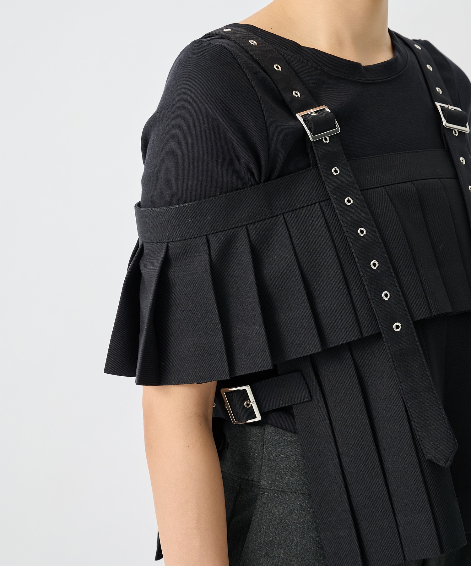 3R-V008-051 Pleats Bustier noir kei ninomiya
