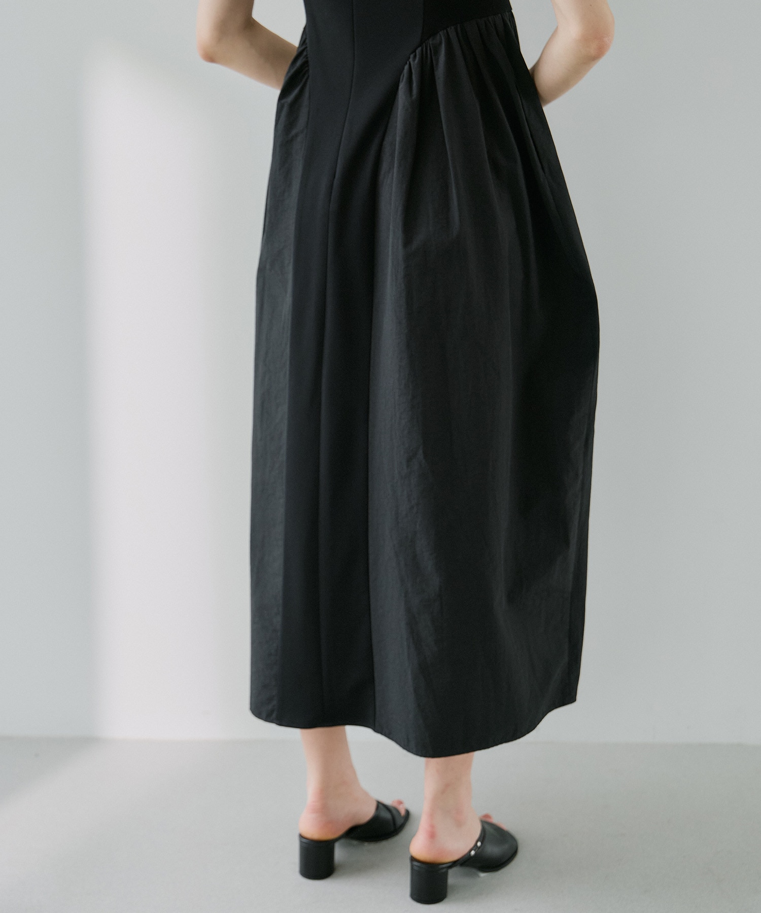 Gather Volume One-Piece RITAN