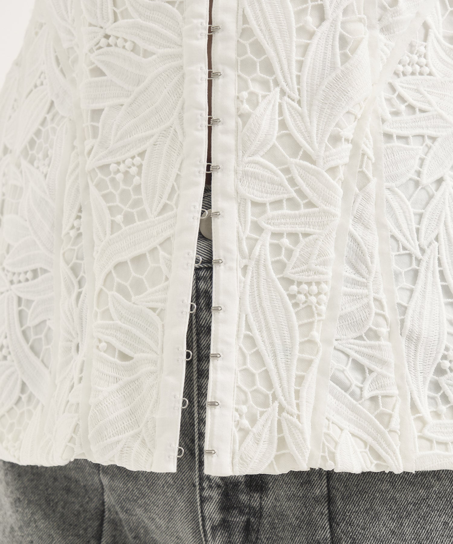 Luminous Lace Bustier RITAN