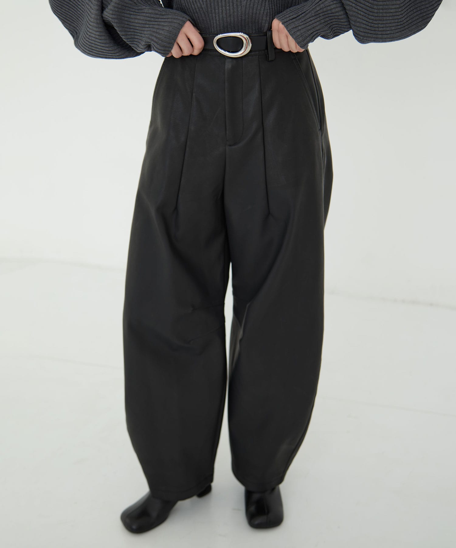 Leather Curve  Pants RITAN