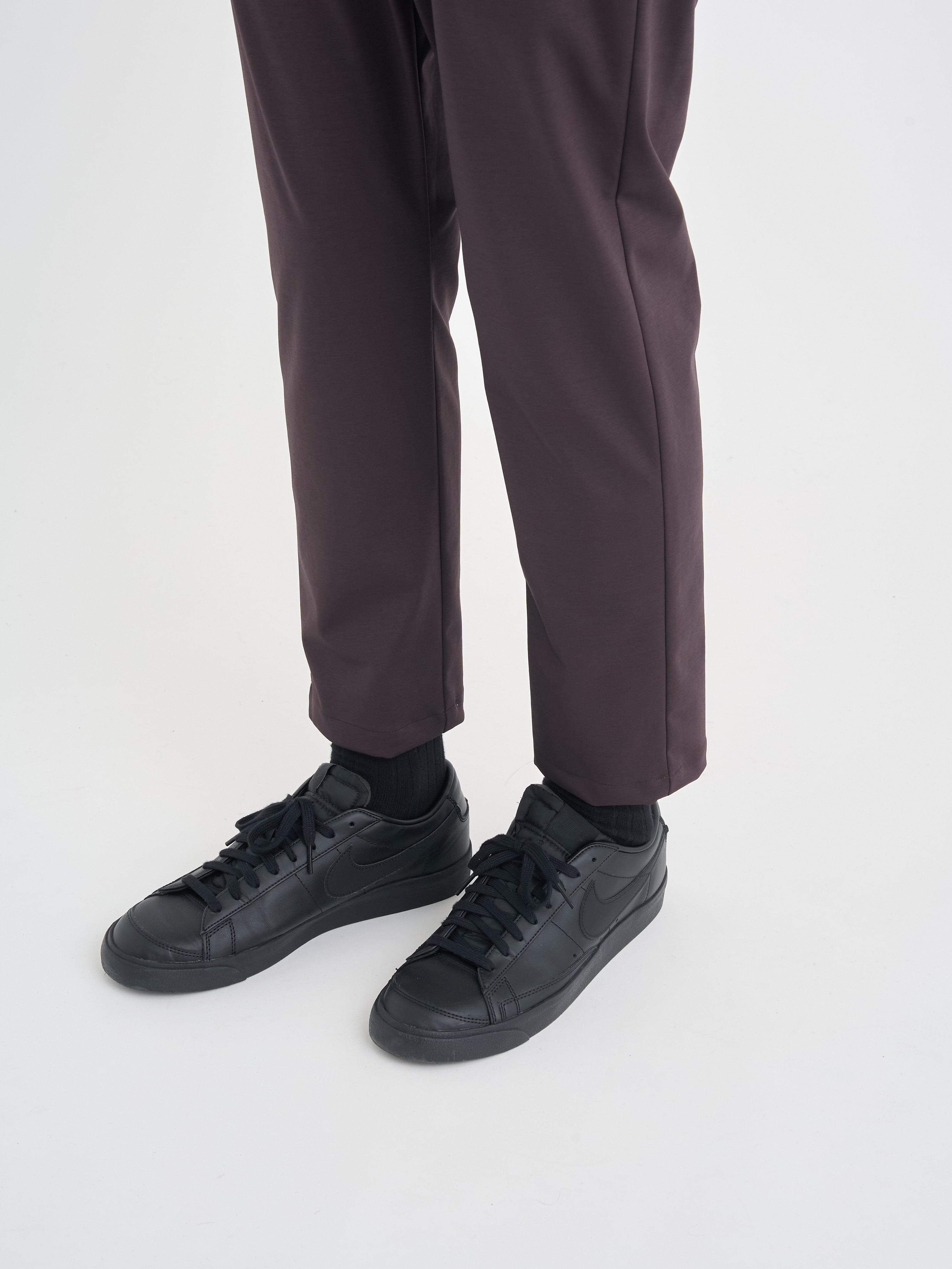 Matte Washable High Function Jersey Tapered Pants THE TOKYO