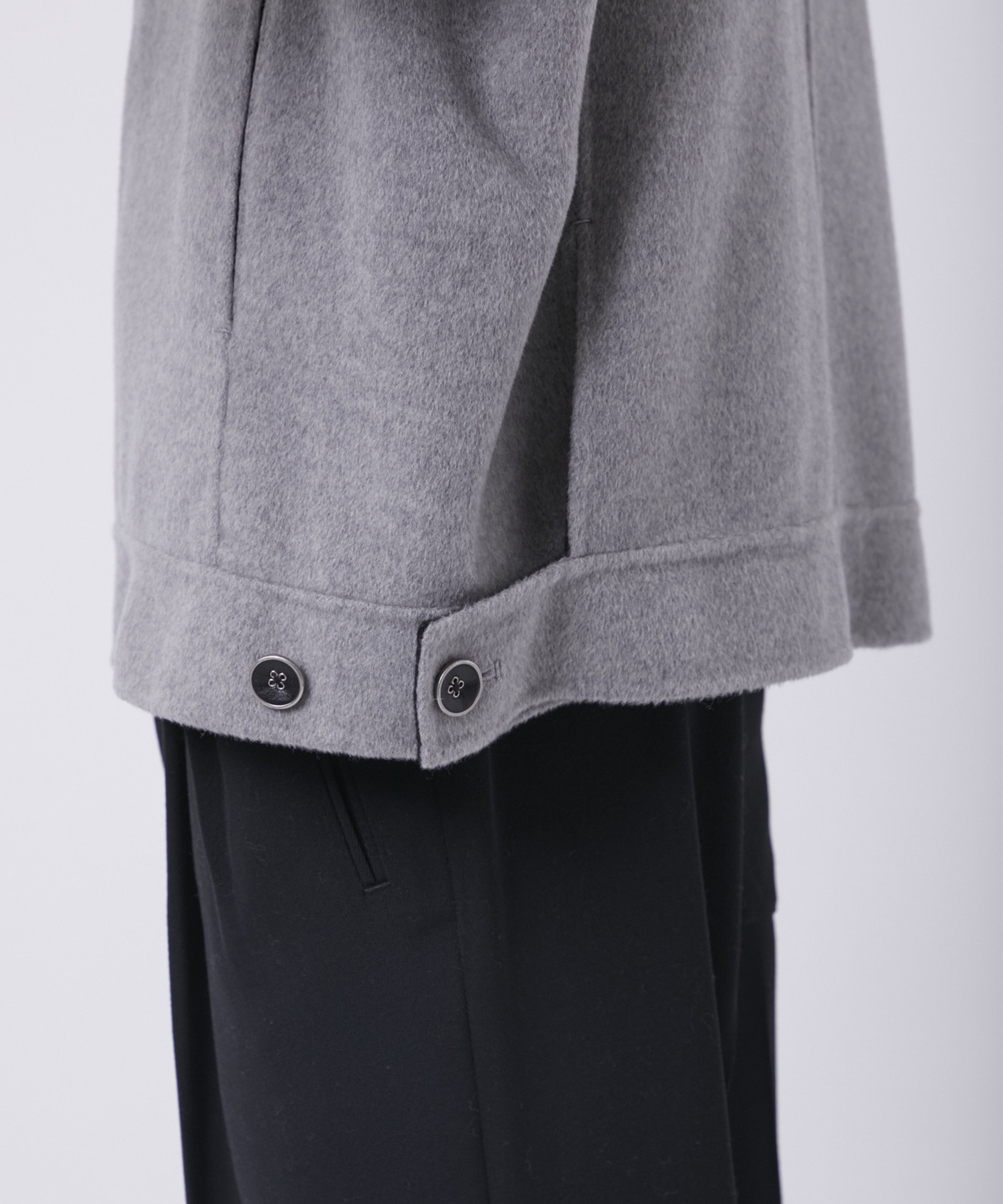 CASHMERE REVERSIBLE SHORT BLOUSON THE PERMANENT EYE