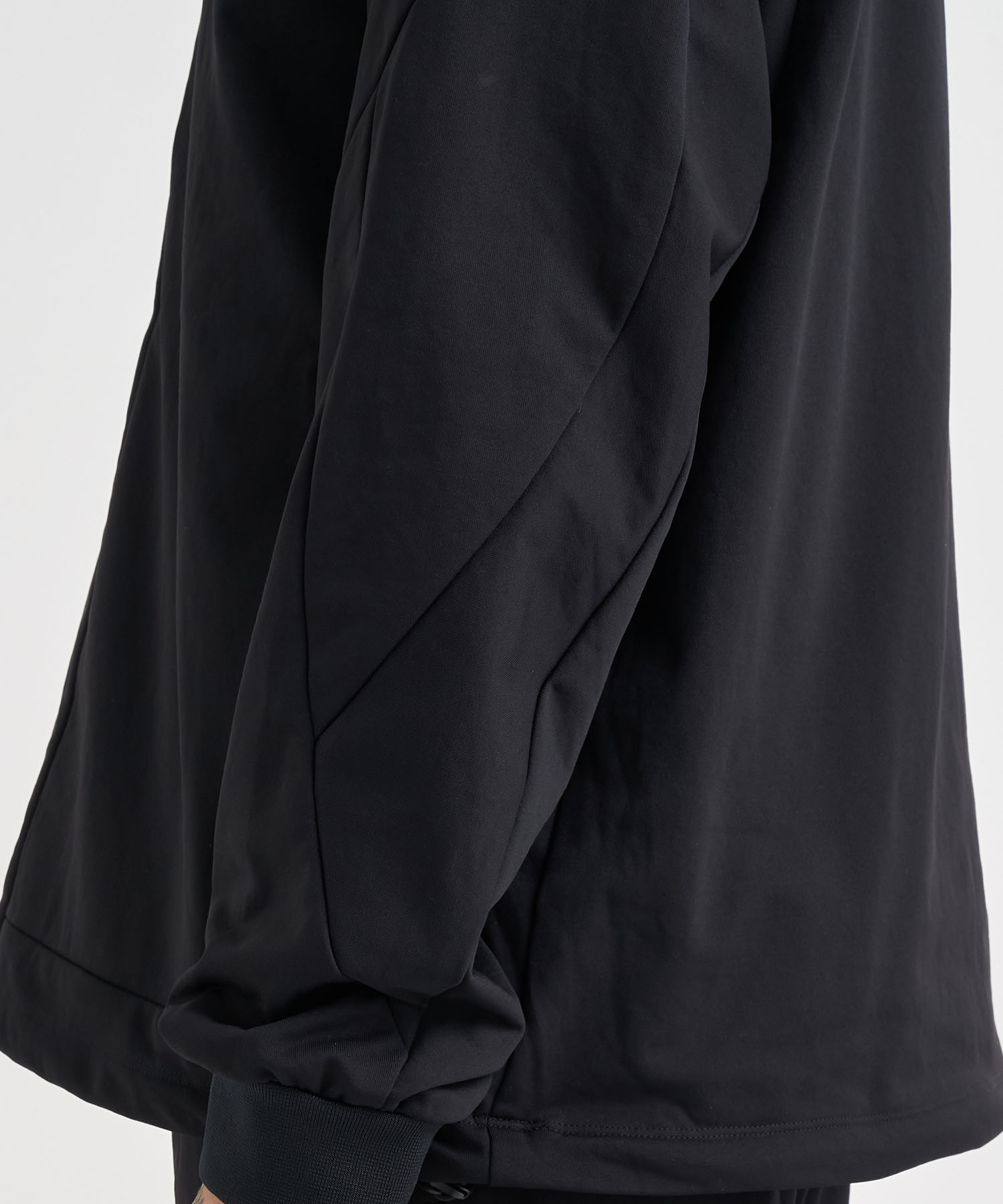 別注BLK SUPER LIGHT SWEAT PO White Mountaineering