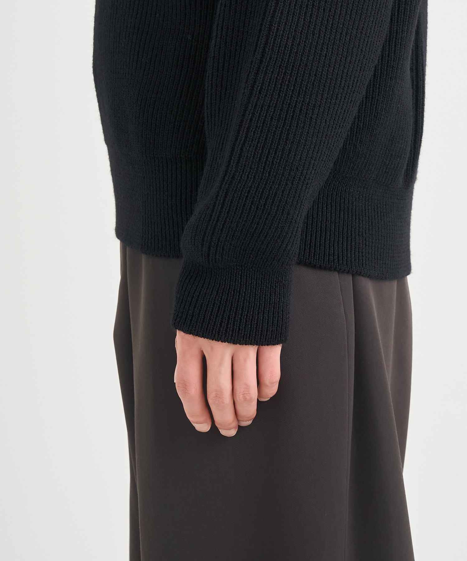 25WCM-N07305 HALF ZIP KNIT kolor