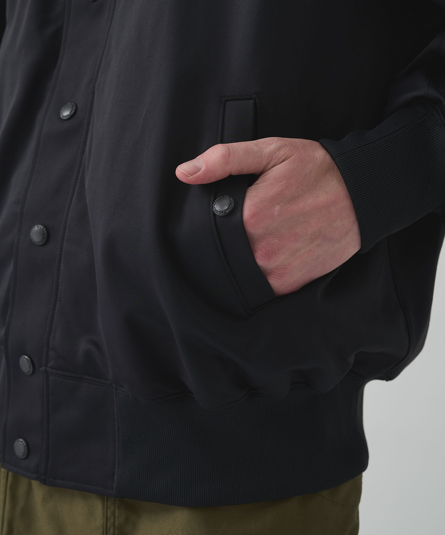 HQ-T007-051 MA-1 CARDIGAN COMME des GARCONS HOMME