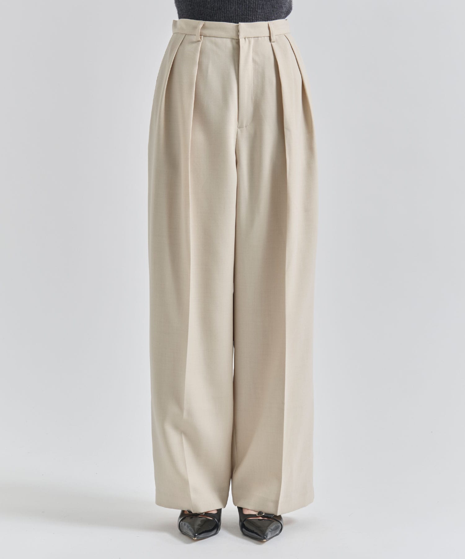 【WEB限定】2tuck cocoon pants Louren