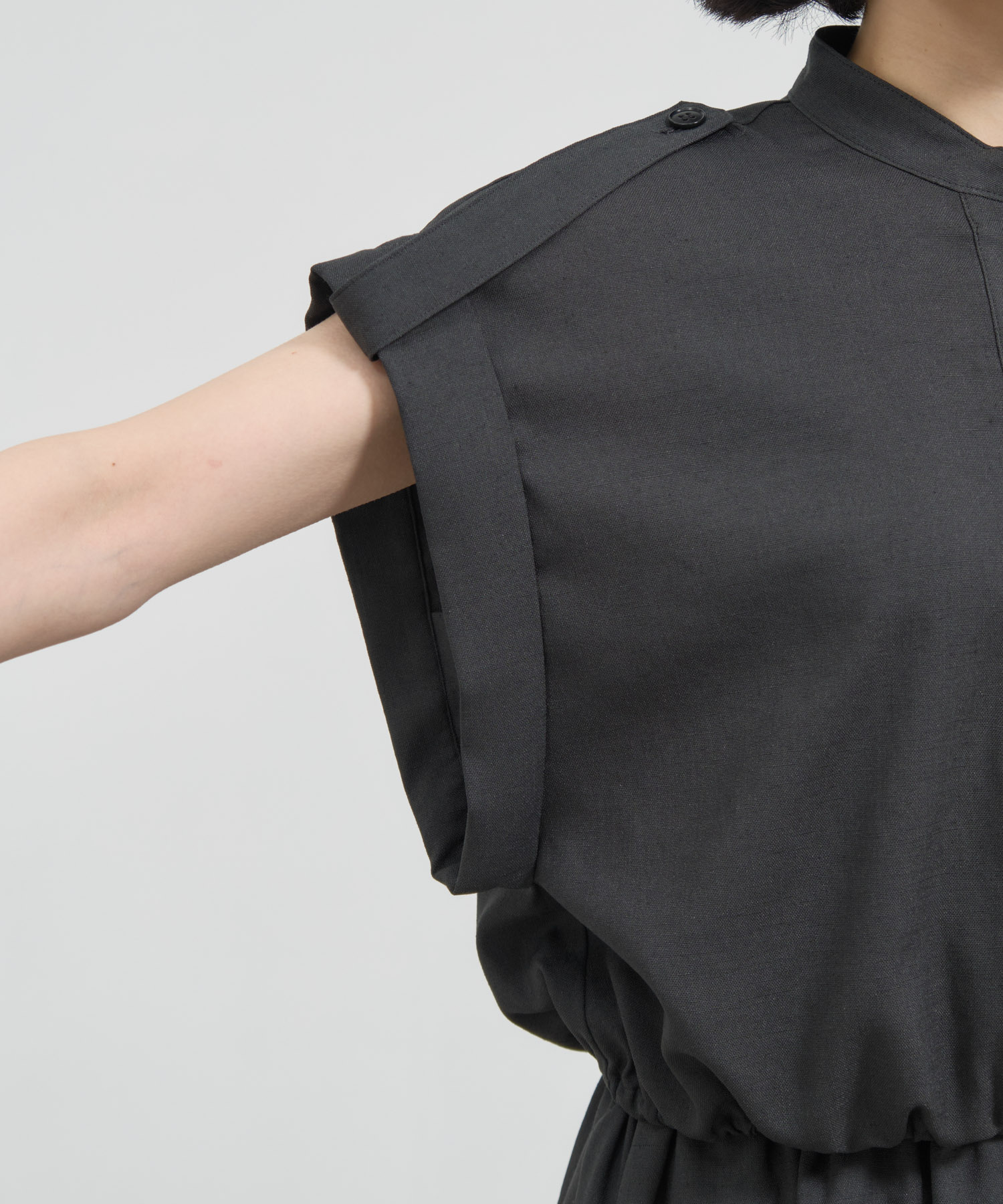 Stand Collar Weist Gather Blouse THE TOKYO