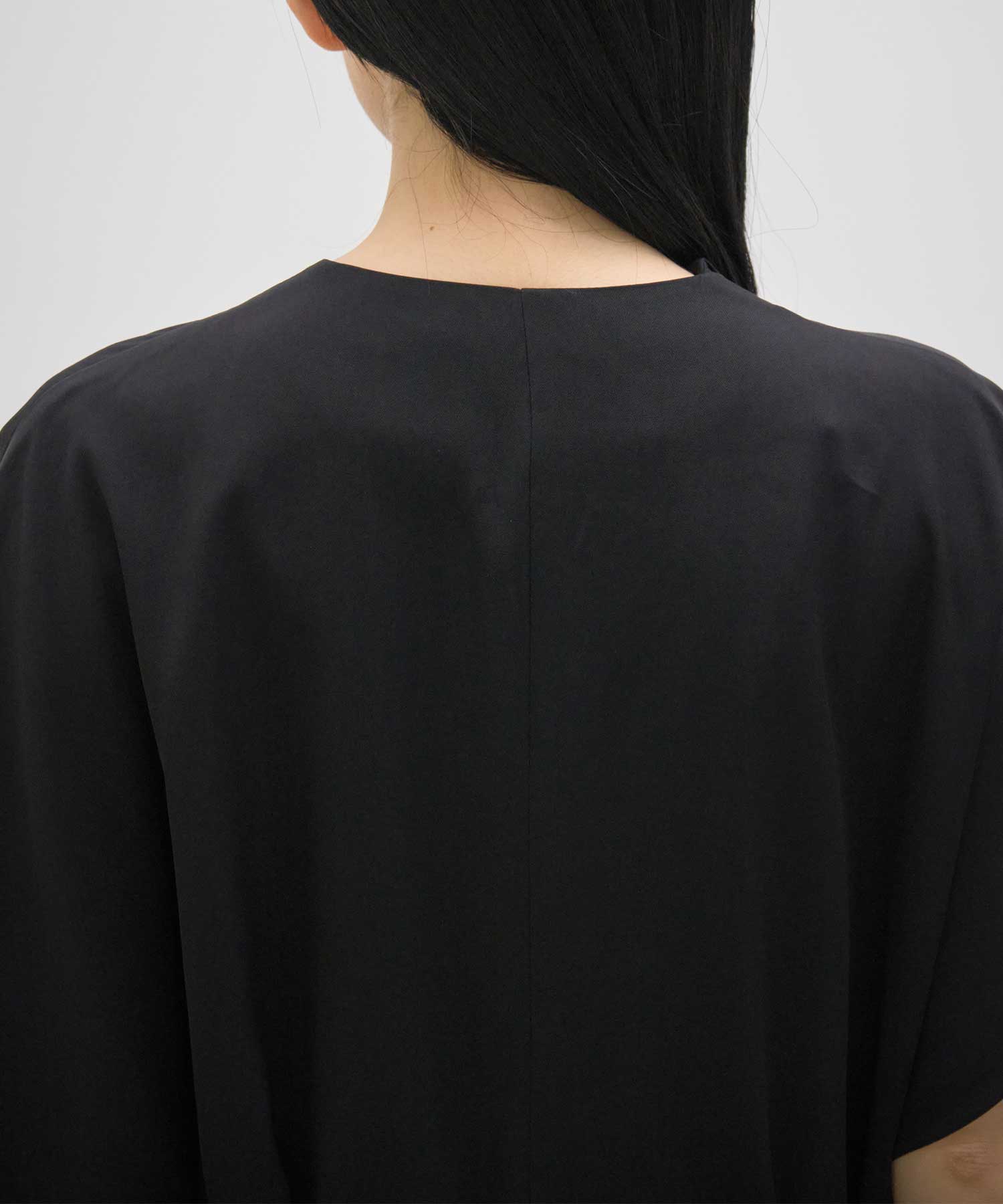 Ana asymmetry dress BK AKIRANAKA