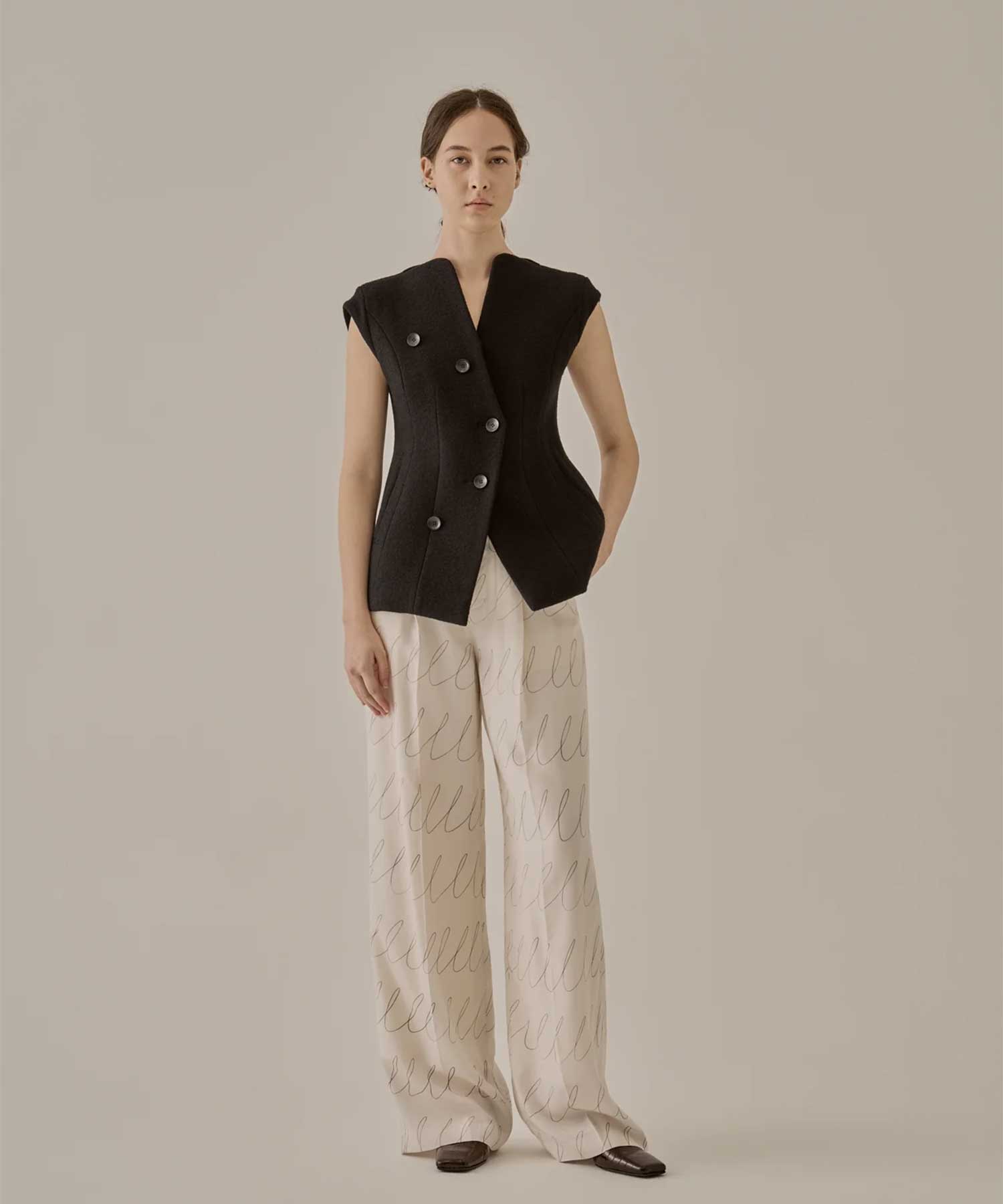 Sesilia jacket BK AKIRANAKA
