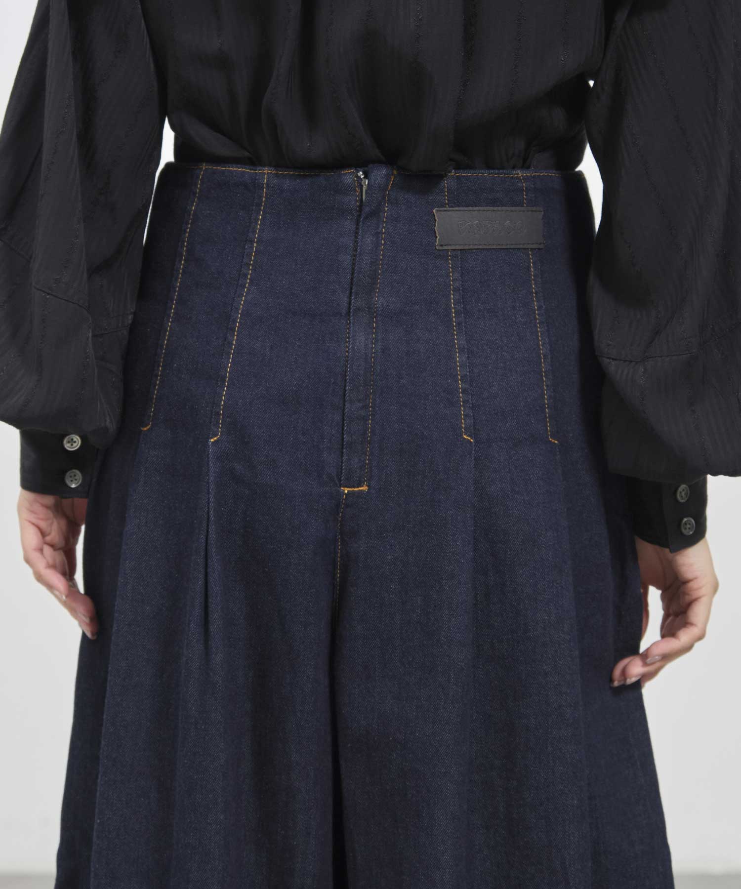 Pleated wide-legged jeans FETICO