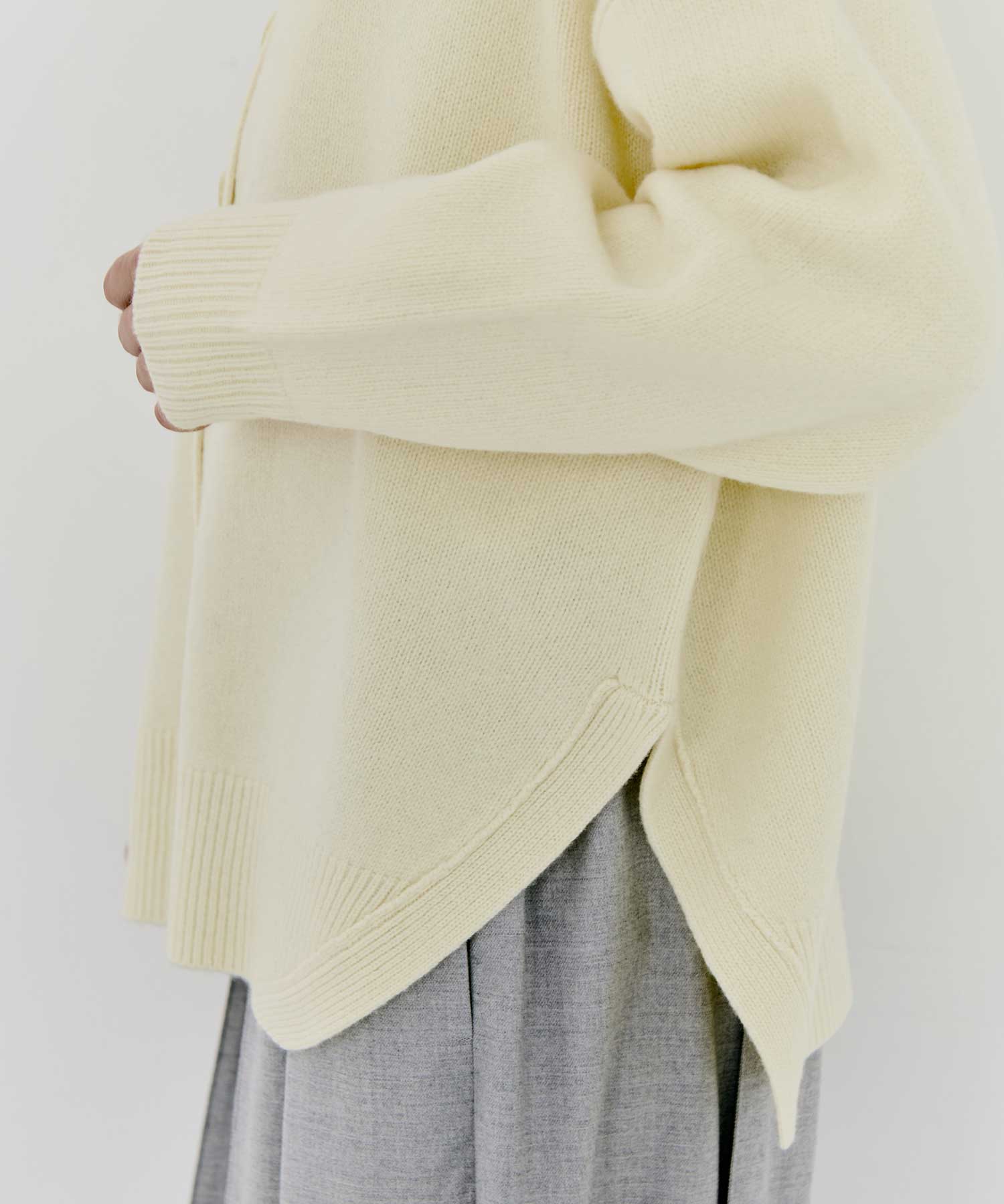 CIRCLE CARDIGAN ENFOLD