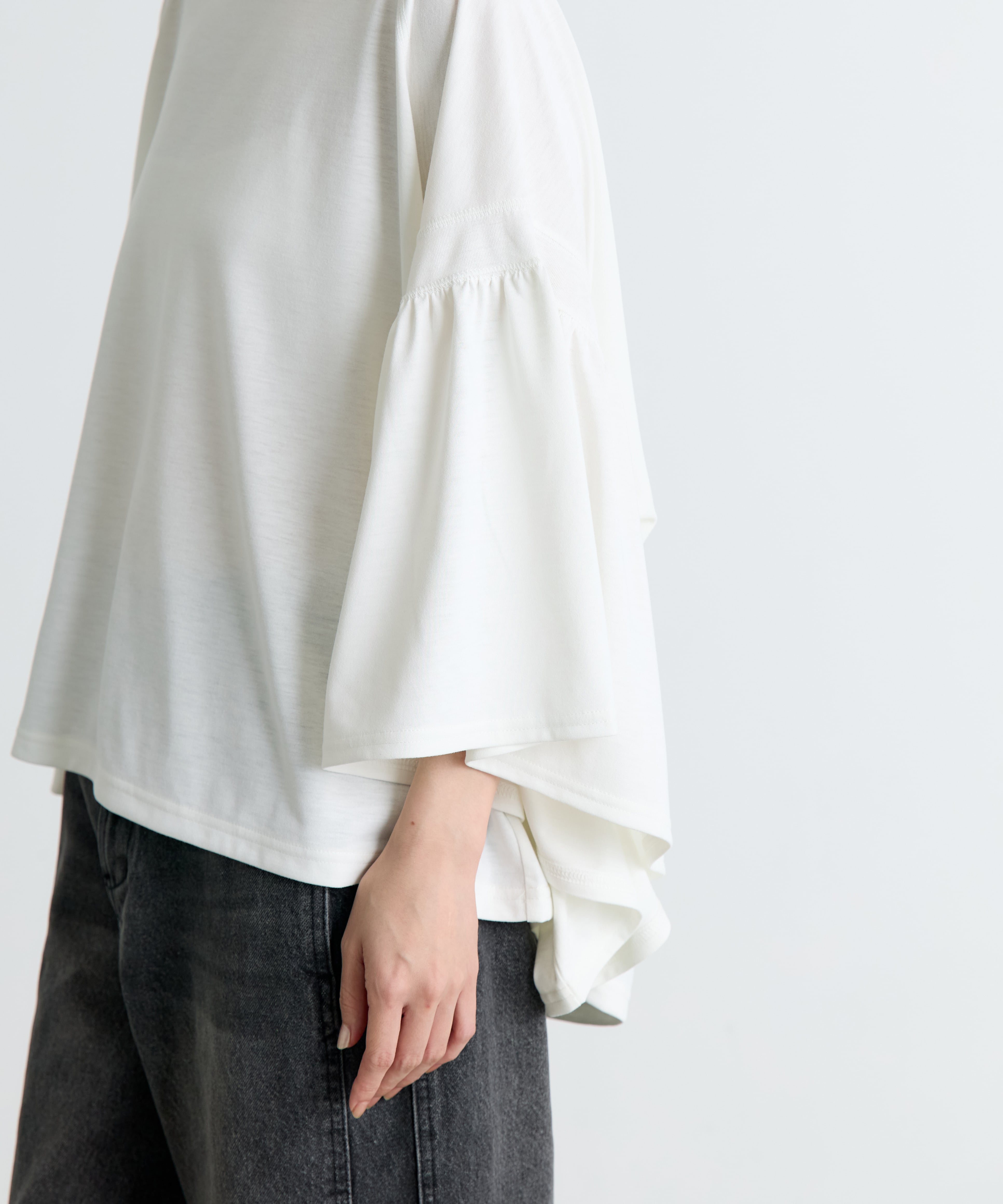 LAURA GATHERED SLV TOP COGTHEBIGSMOKE