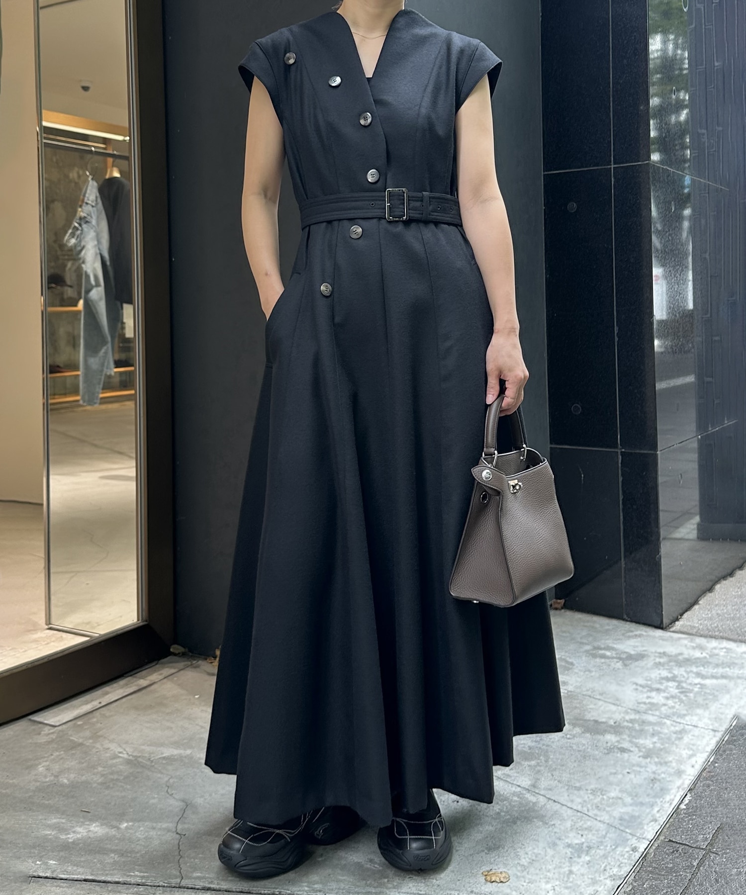 Sesilia dress AKIRANAKA