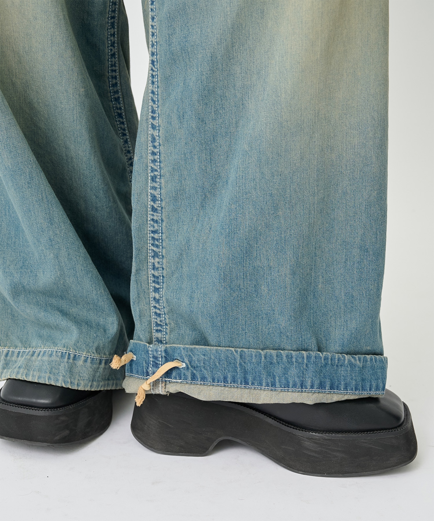 LIGHT OZ DENIM PANTS Maison MIHARA YASUHIRO