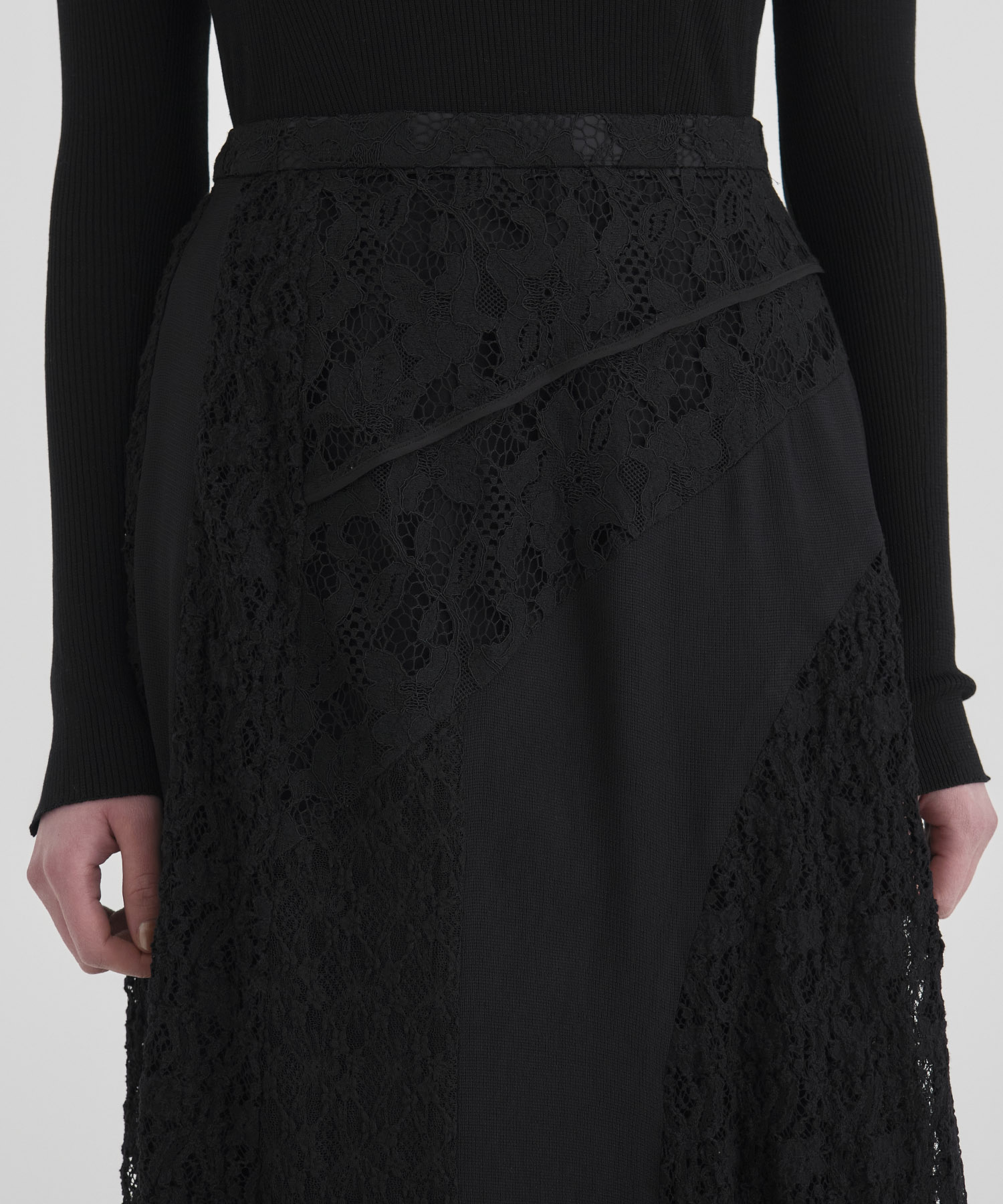 Slant Asym Lace Skirt RITAN