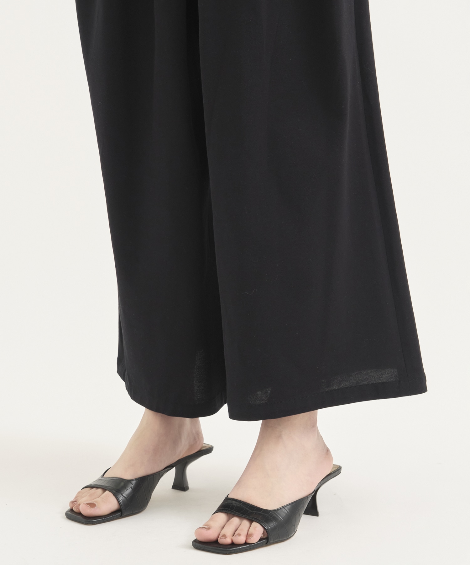 Random Tack Cut Pants RITAN