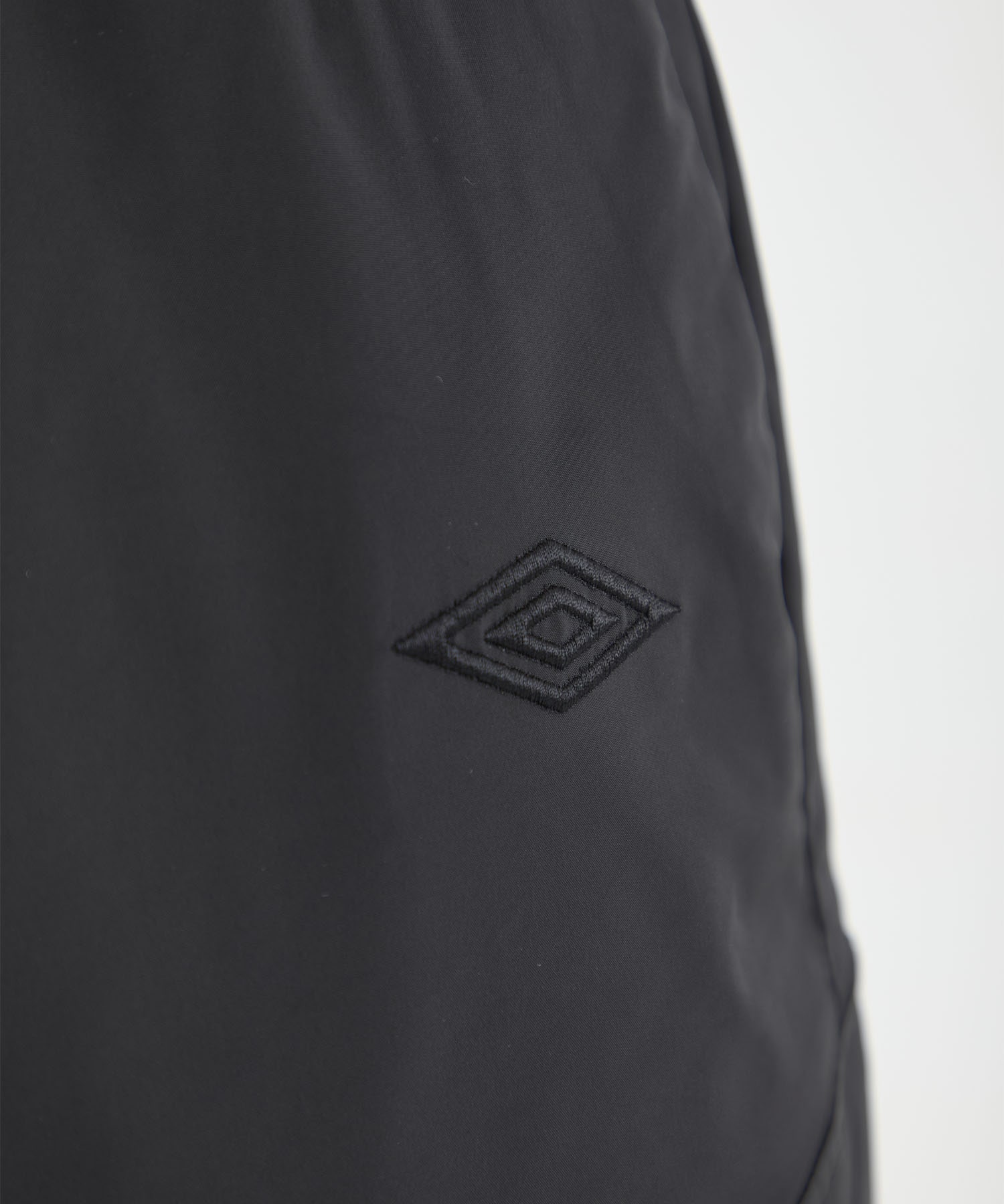 ×UMBRO EASY CARGO PANTS White Mountaineering