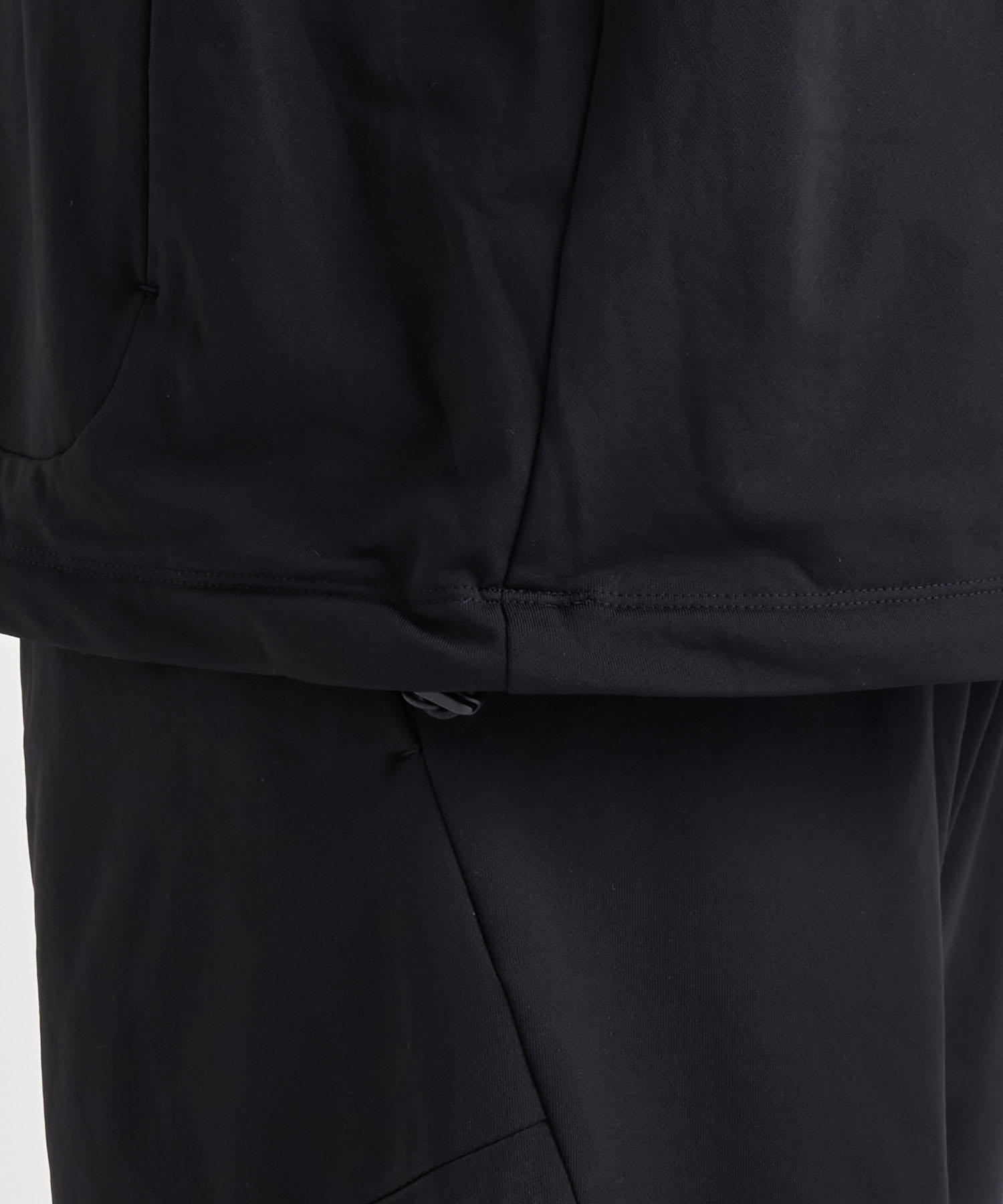 別注BLK SUPER LIGHT SWEAT PO White Mountaineering
